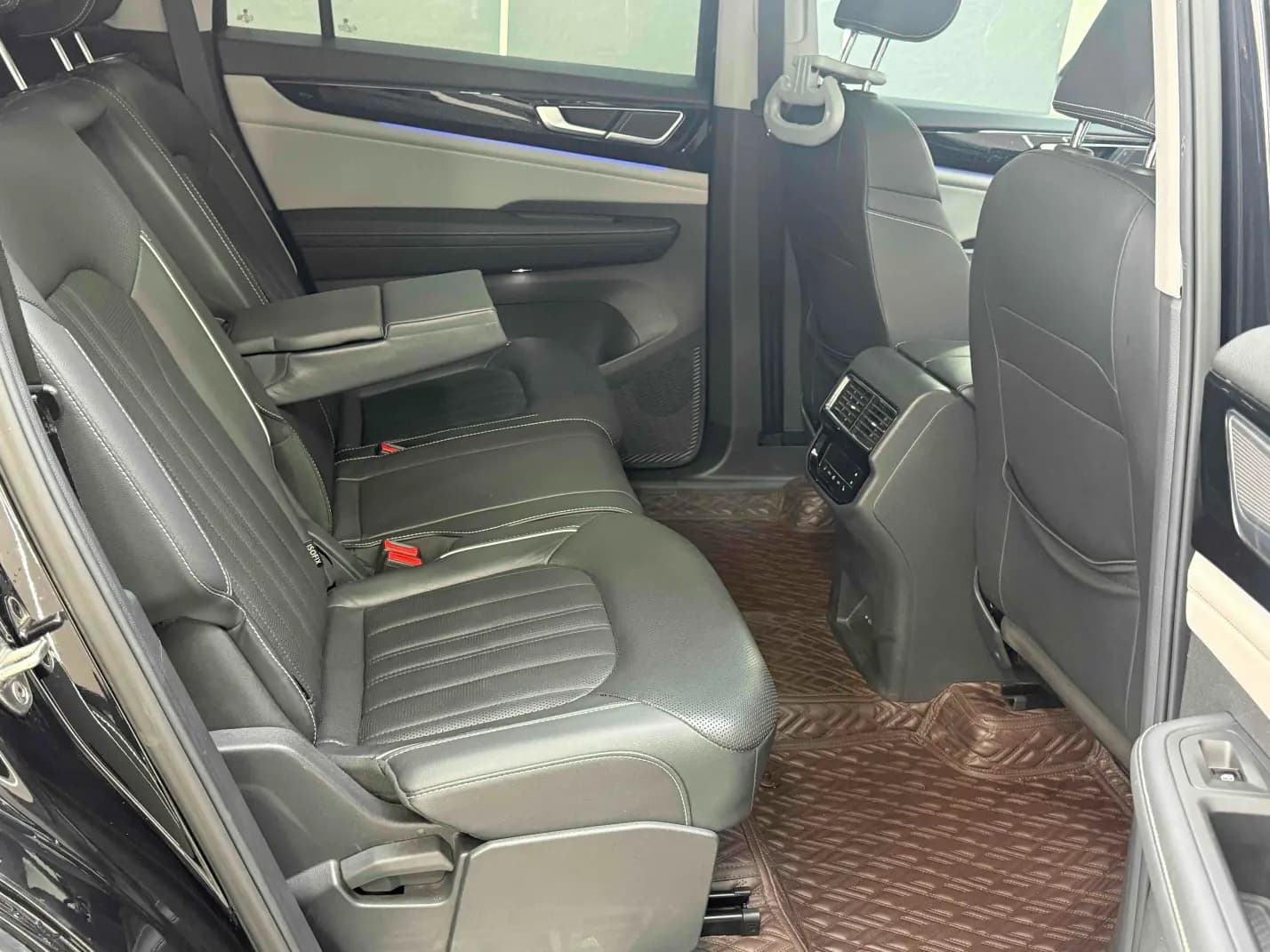 Volkswagen Teramont 2022 г. 100069 км. — фото 10