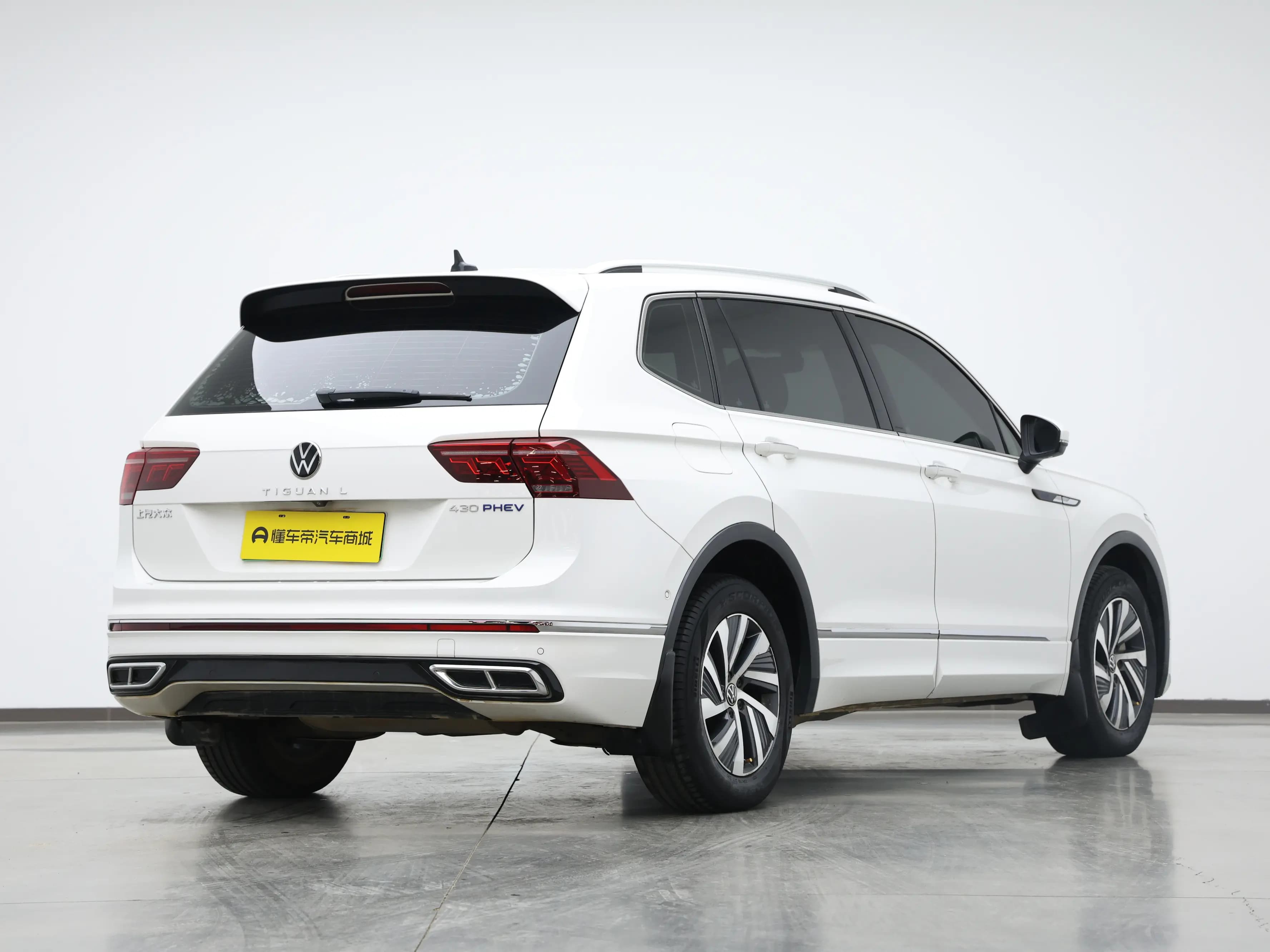 Volkswagen Tiguan L PHEV 2022 г. 40026 км. — фото 5