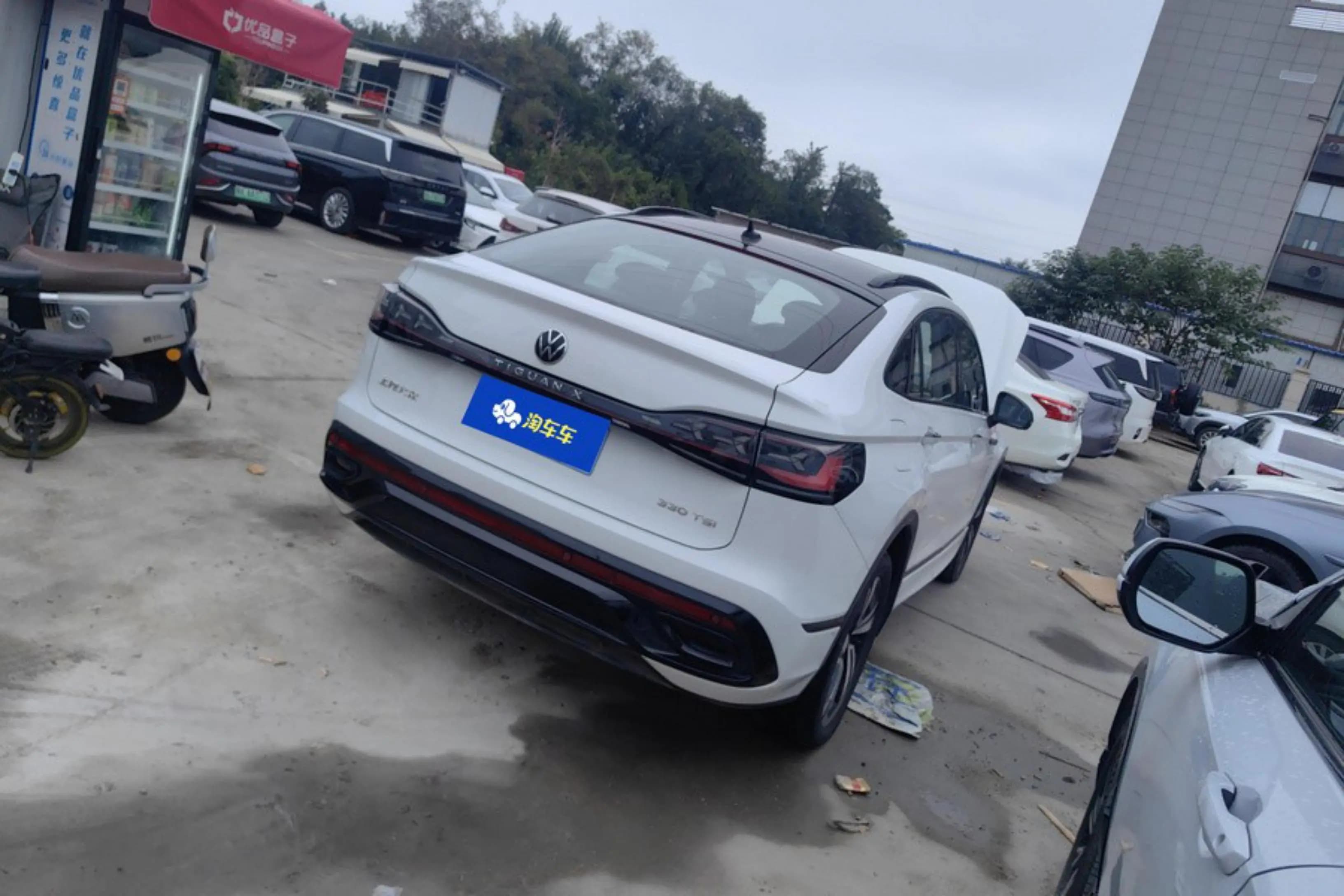 Volkswagen TiguanX 2022 г. 40931 км. — фото 9