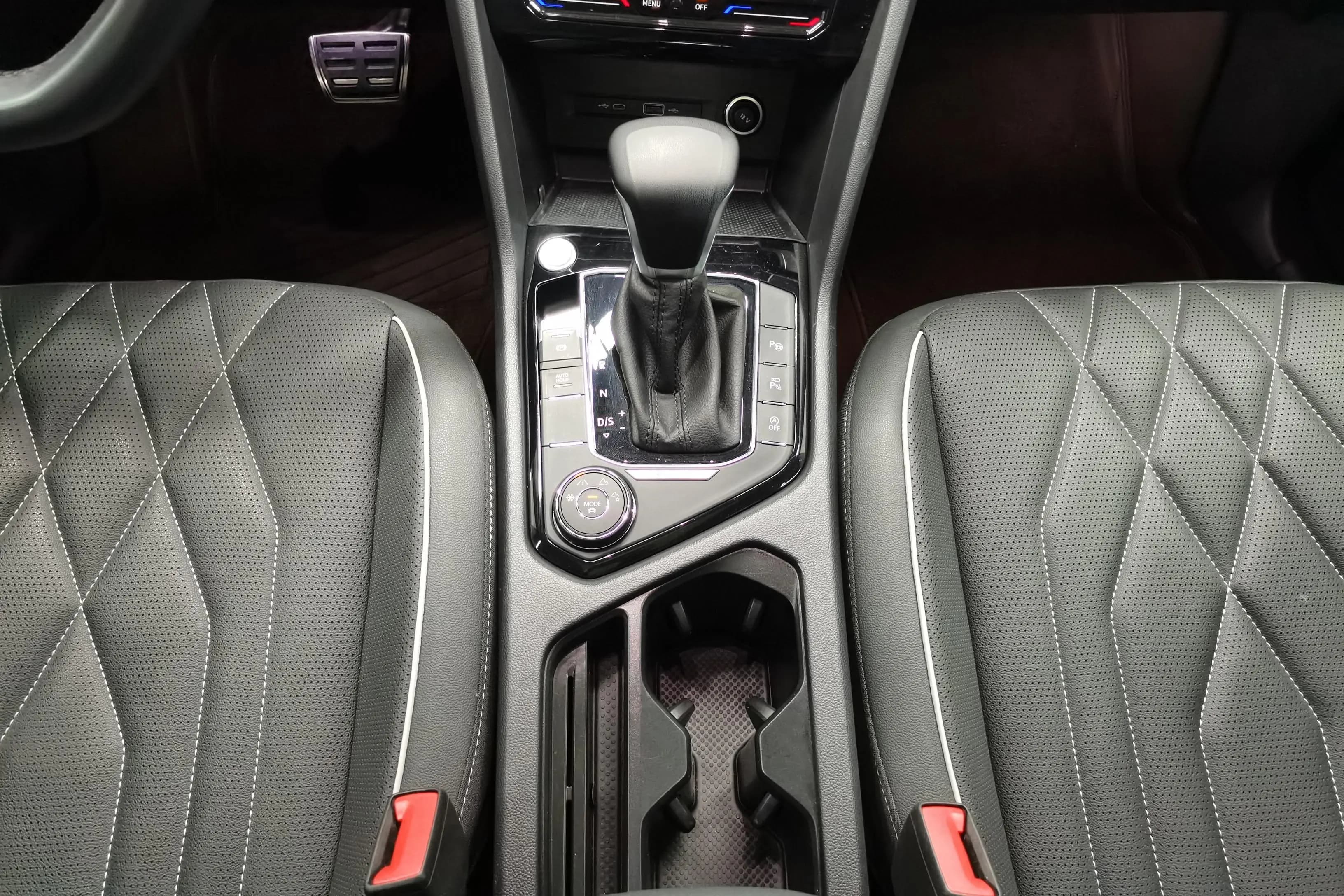 Volkswagen Tiguan L 2022 г. 42827 км. — фото 6