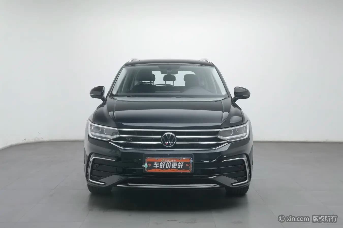 Volkswagen Tiguan L 2024 г. 23528 км. — фото 2