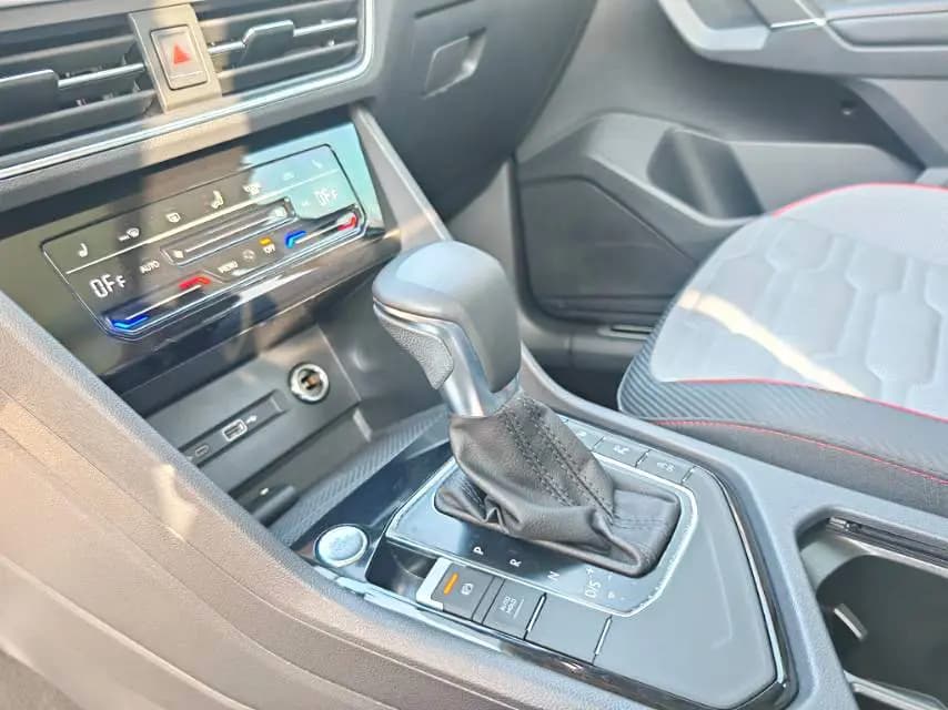 Volkswagen Tiguan L 2021 г. 40000 км. — фото 3