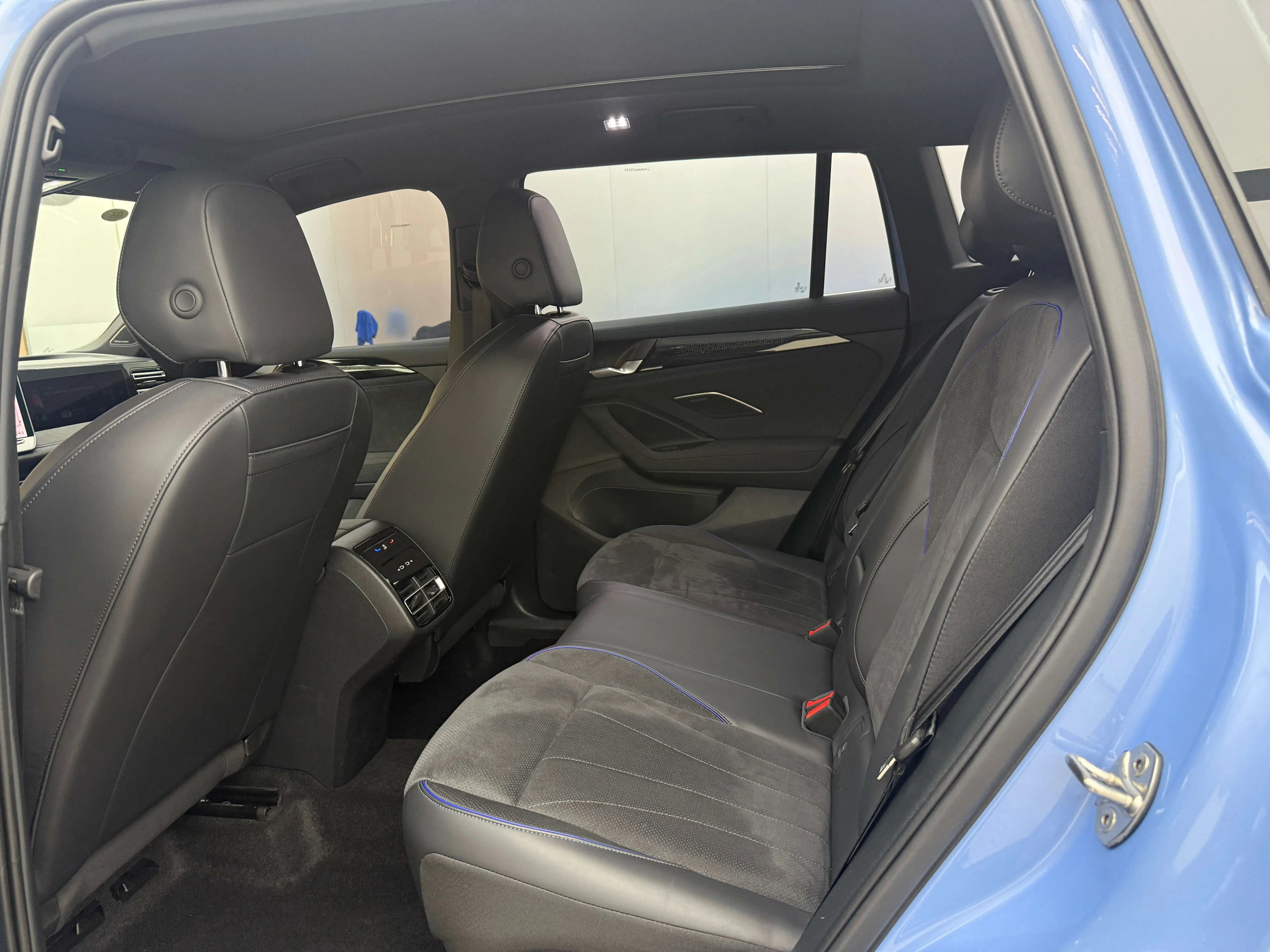 Volkswagen Tiguan L 2024 г. 5300 км. — фото 10