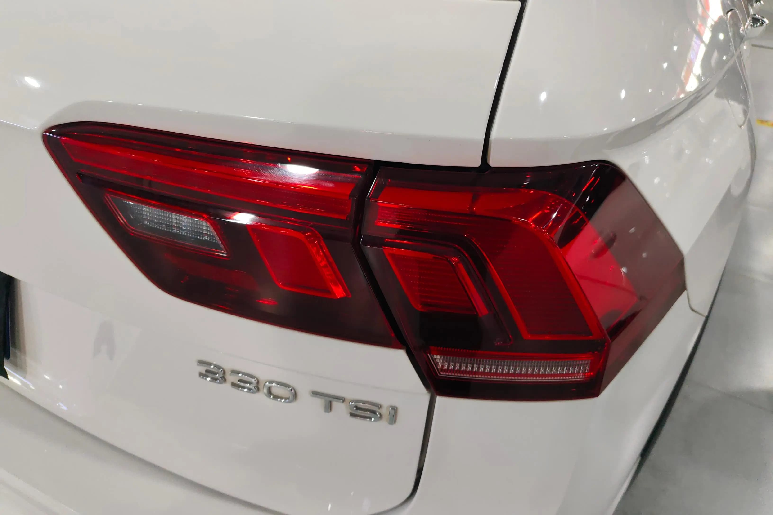 Volkswagen Tiguan L 2021 г. 109500 км. — фото 3
