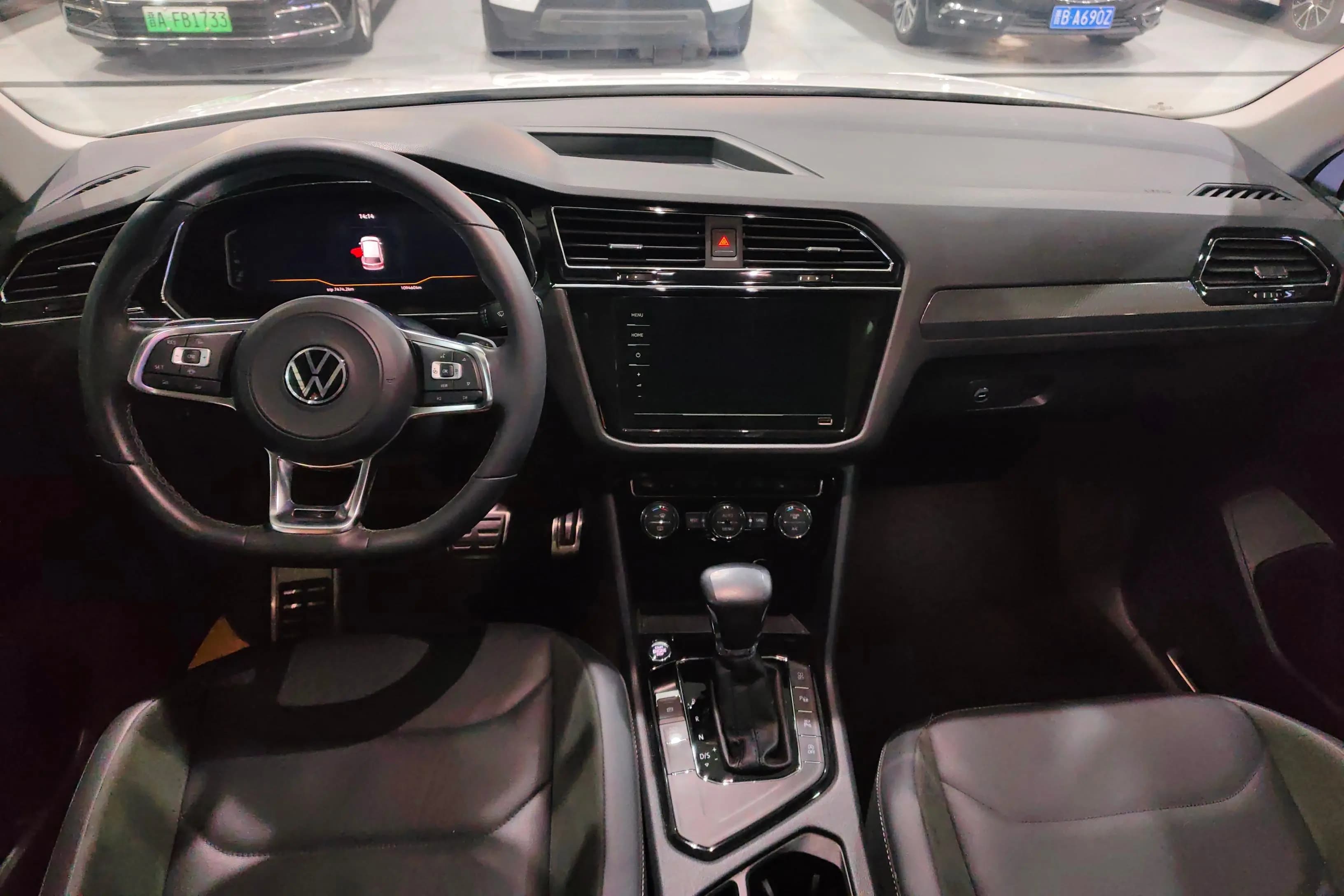 Volkswagen Tiguan L 2021 г. 109500 км. — фото 8