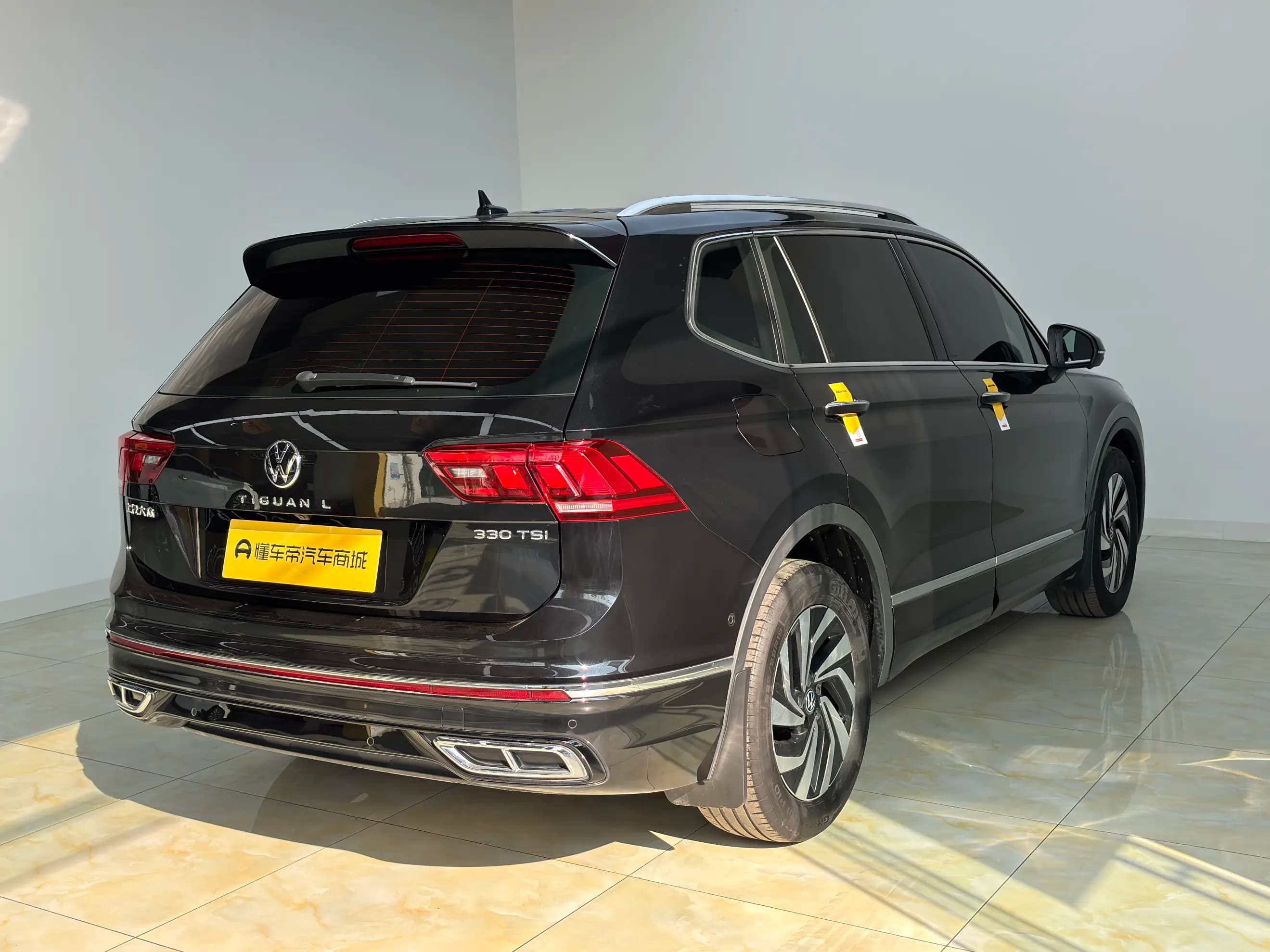 Volkswagen Tiguan L 2024 г. 65700 км. — фото 6