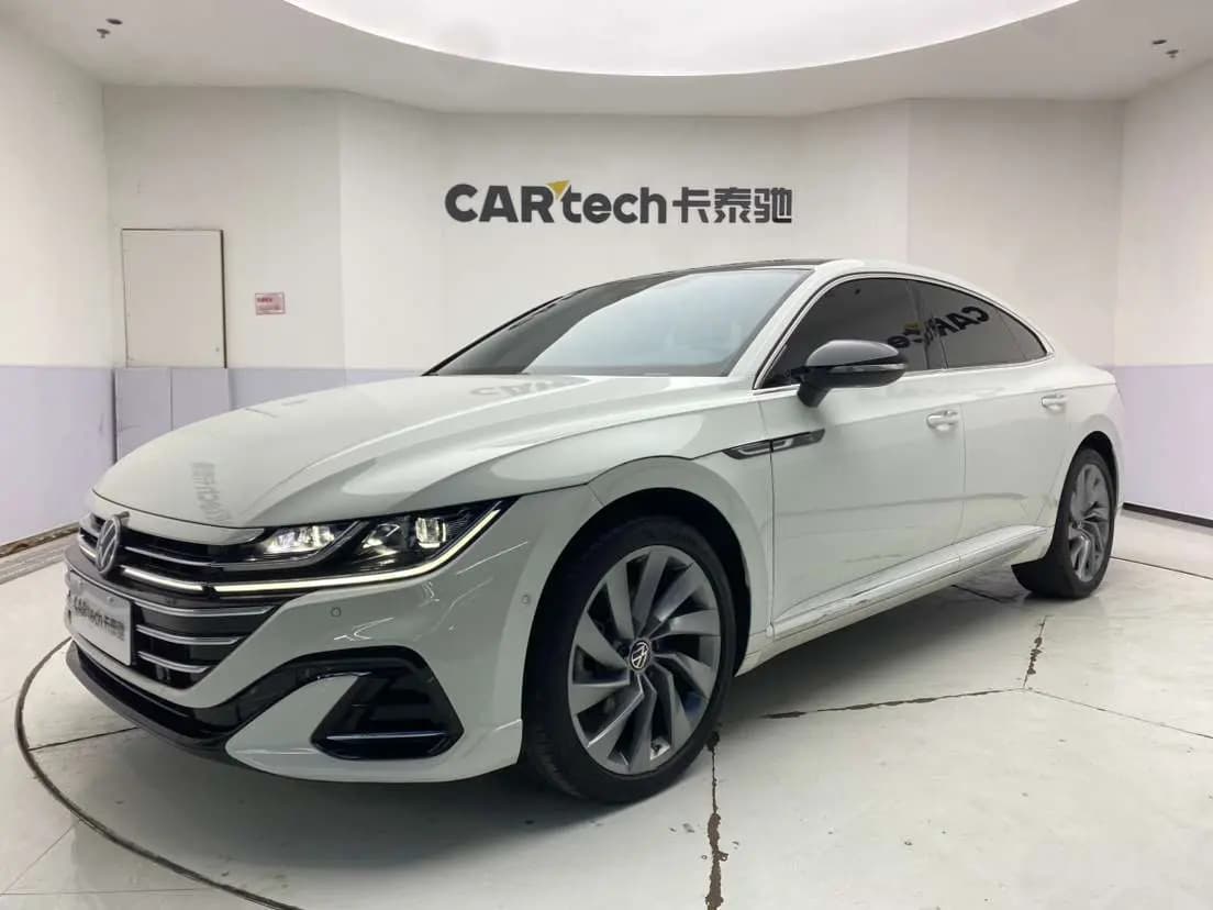 Volkswagen Arteon 2024 г. 35054 км.