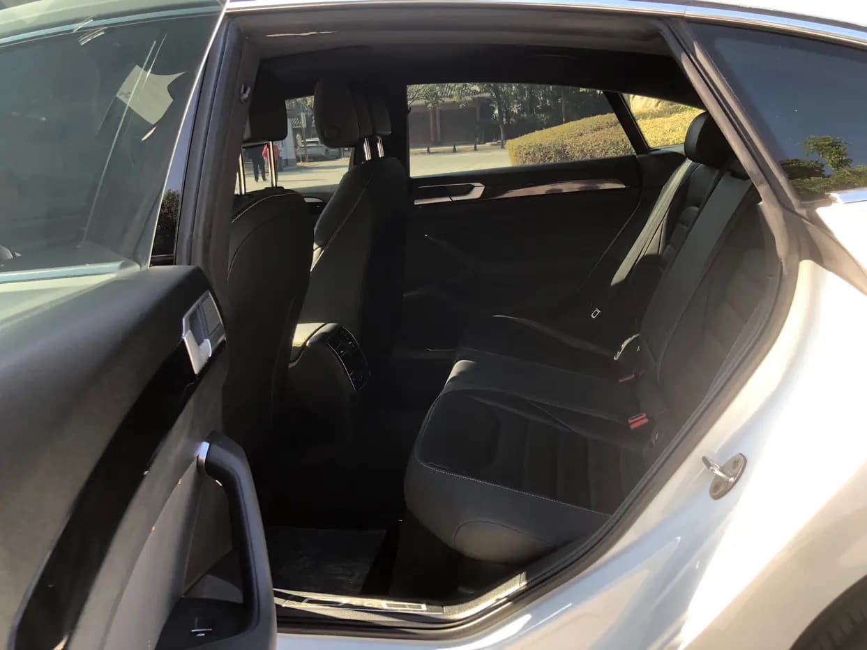 Volkswagen Arteon 2023 г. 82346 км. — фото 16