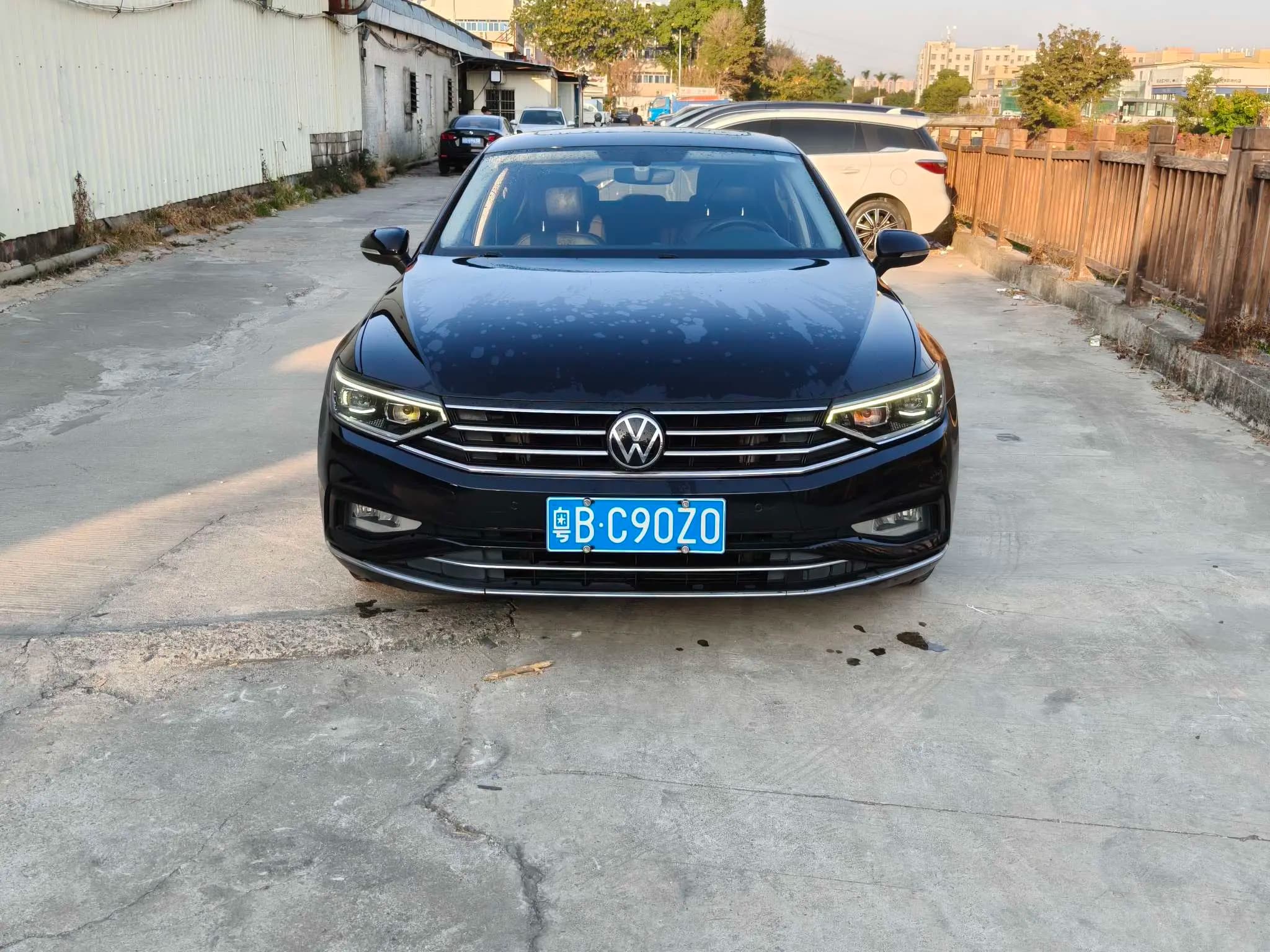 Volkswagen Magotan 2021 г. 105628 км. — фото 2