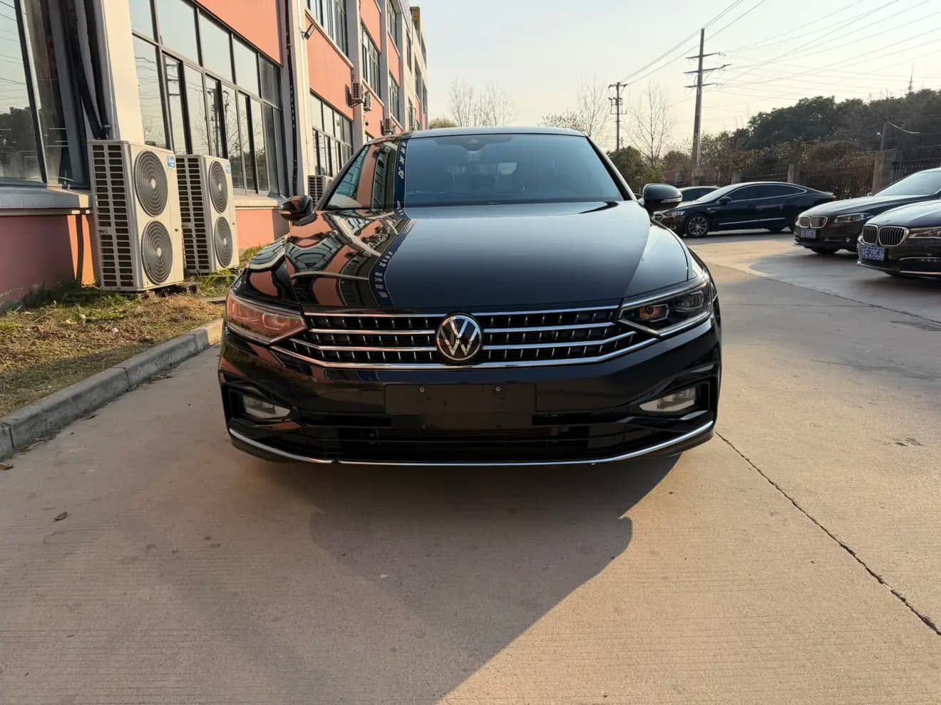 Volkswagen Magotan 2023 г. 43500 км. — фото 2