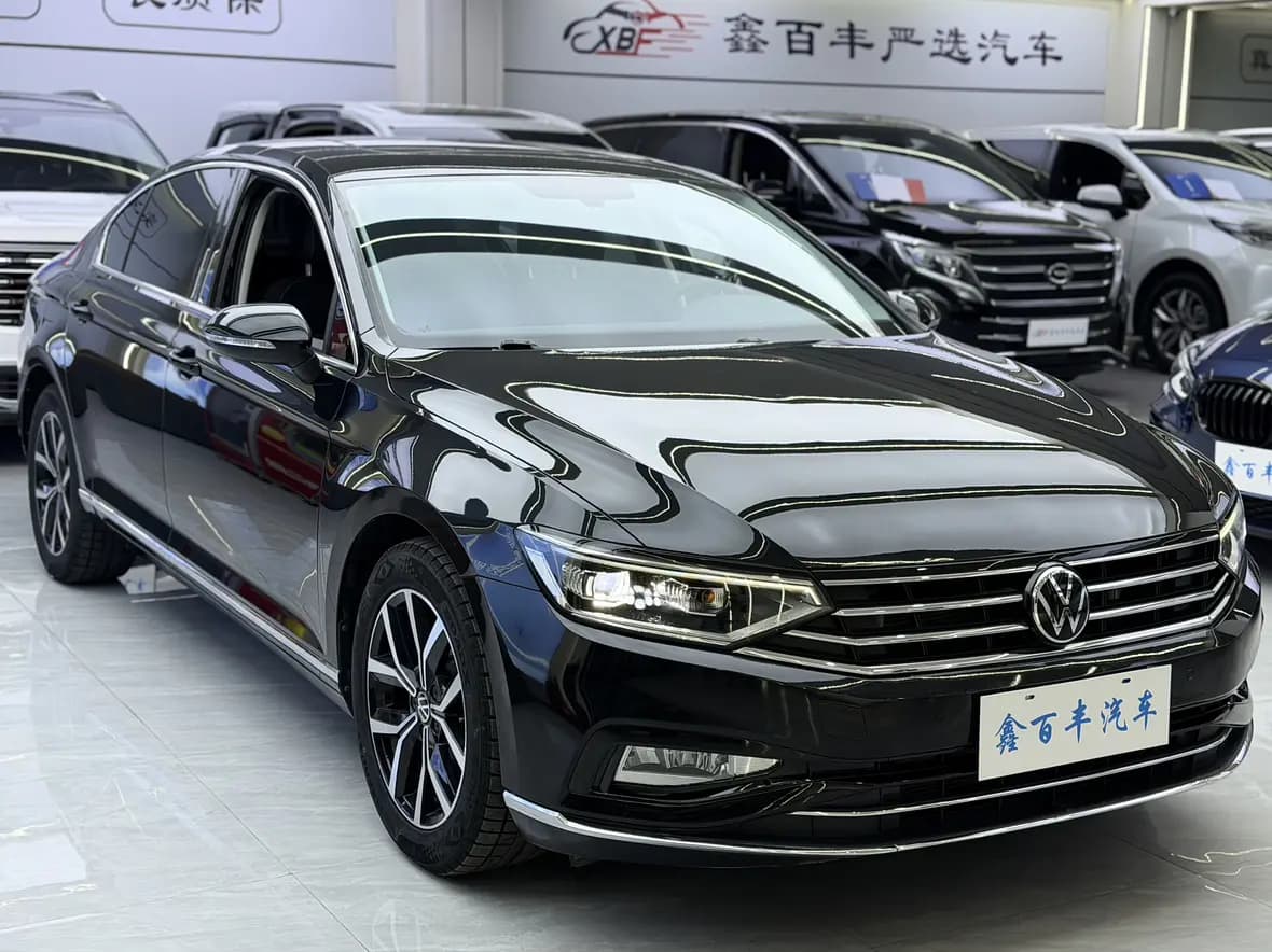Volkswagen Magotan 2022 г. 45000 км. — фото 3