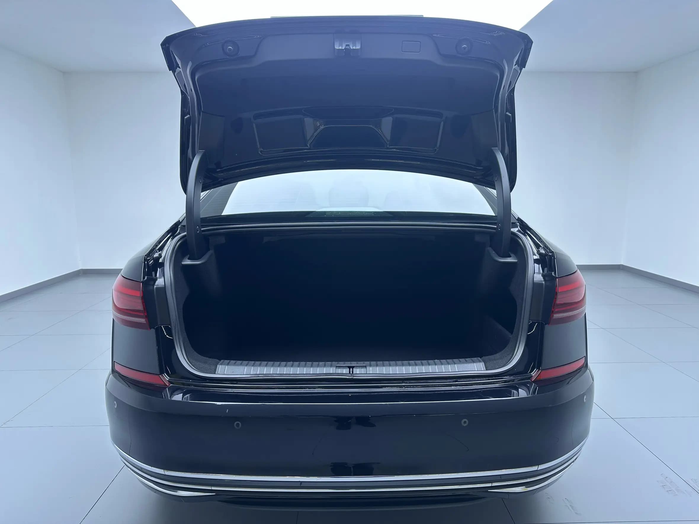 Volkswagen Passat 2022 г. 75536 км. — фото 11