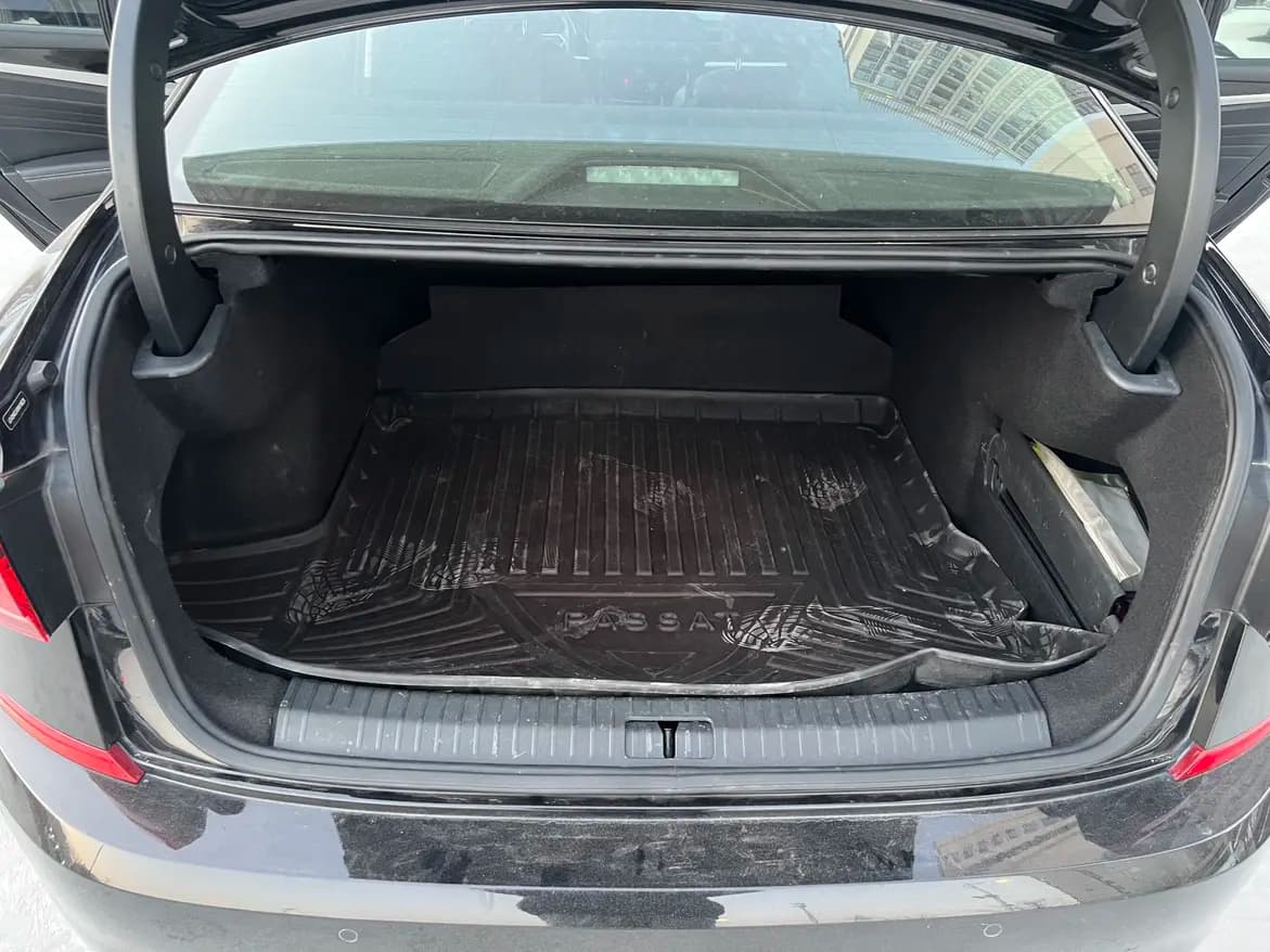 Volkswagen Passat 2023 г. 18037 км. — фото 13