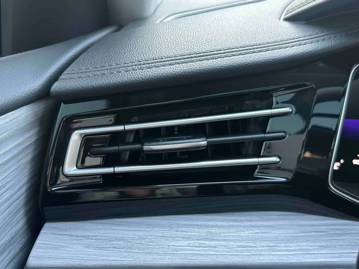 Volkswagen Sagitar 2024 г. 17861 км. — фото 7