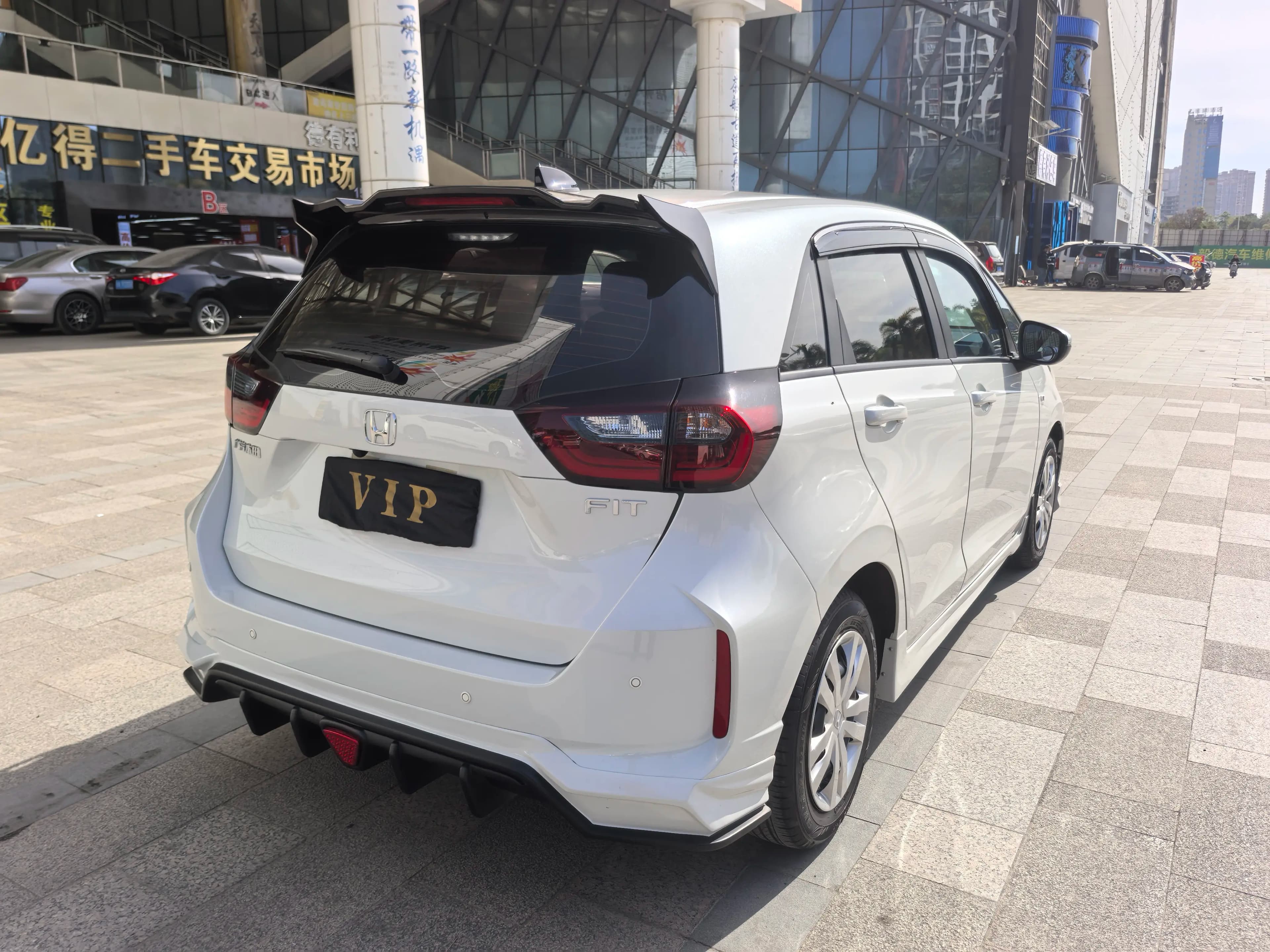 Honda Fit 2023 г. 2092 км. — фото 7