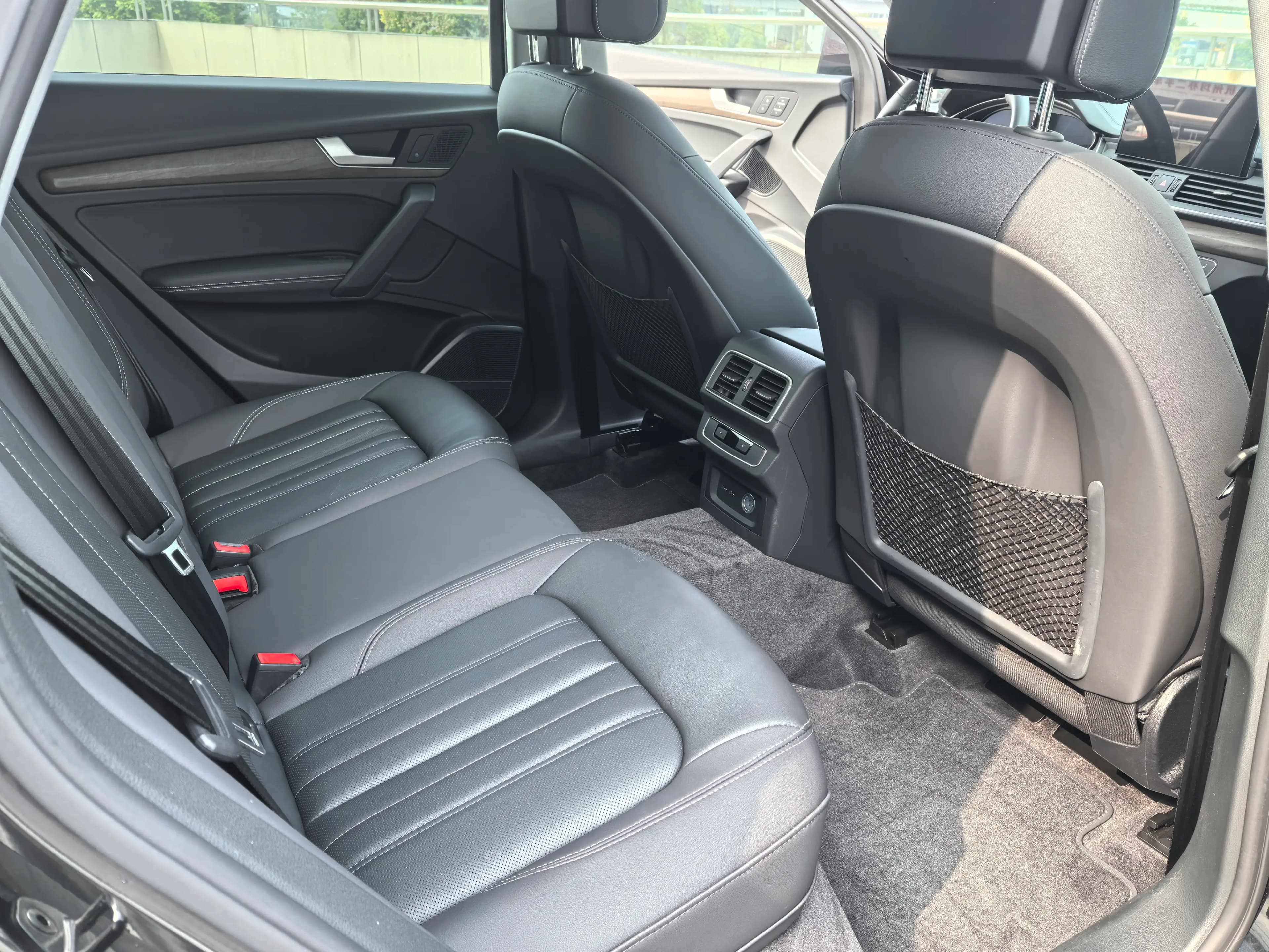 Audi Q5L 2022 г. 49000 км. — фото 14