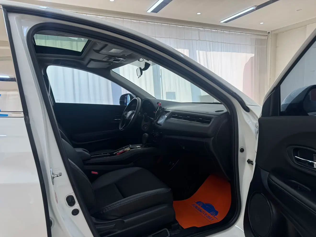 Honda Vezel 2021 г. 53089 км. — фото 15