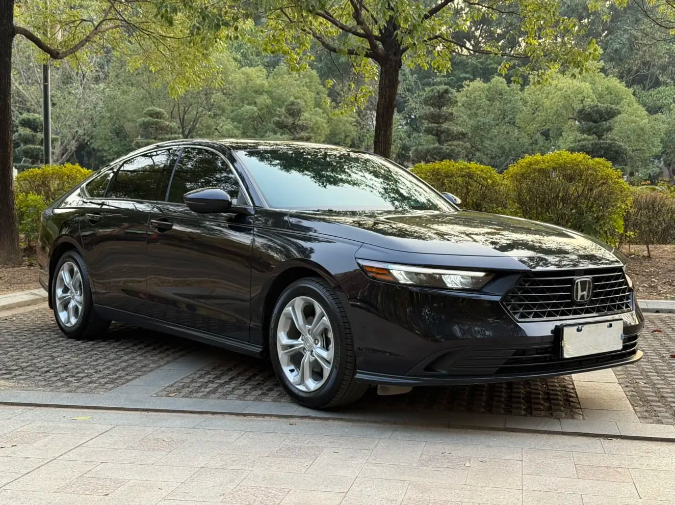 Honda Accord 2023 г. 23025 км. — фото 3