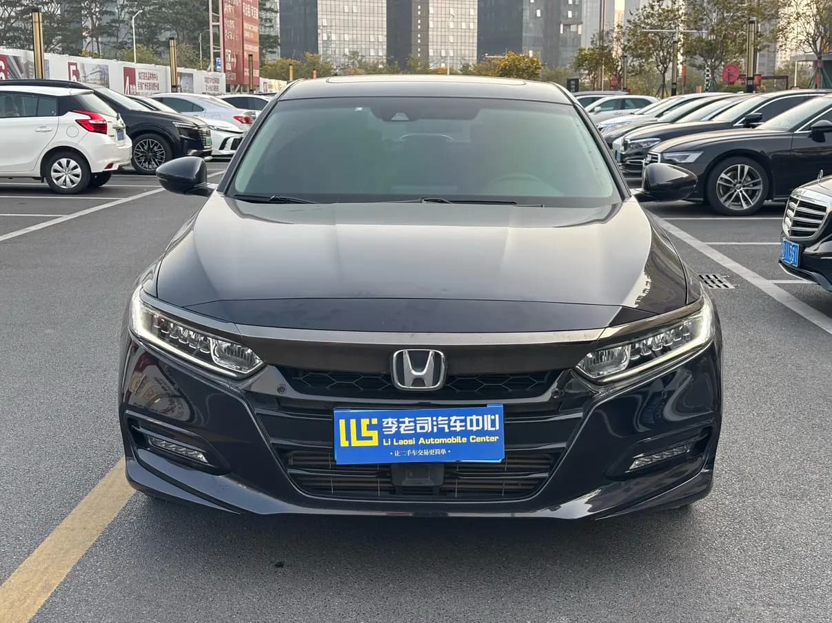 Honda Accord 2021 г. 62027 км. — фото 2