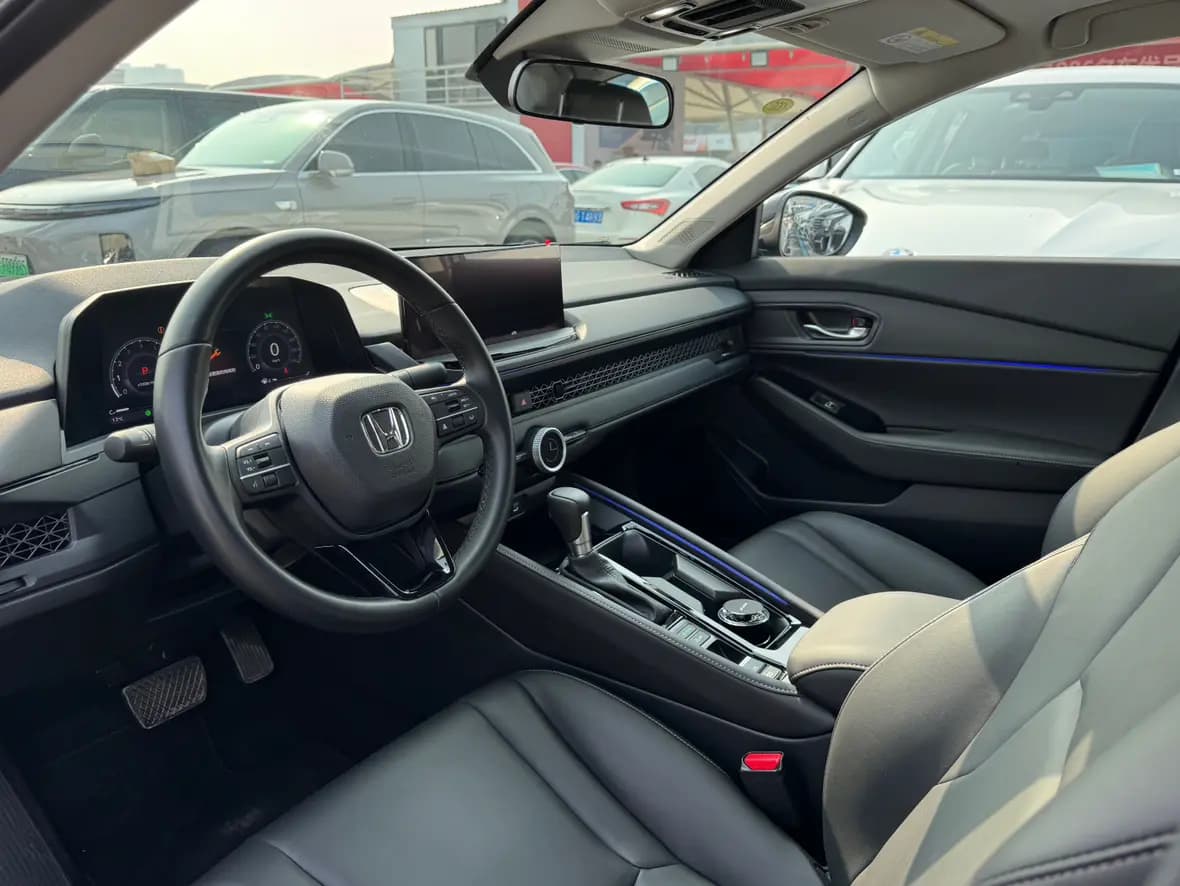 Honda Accord 2025 г. 14030 км. — фото 6