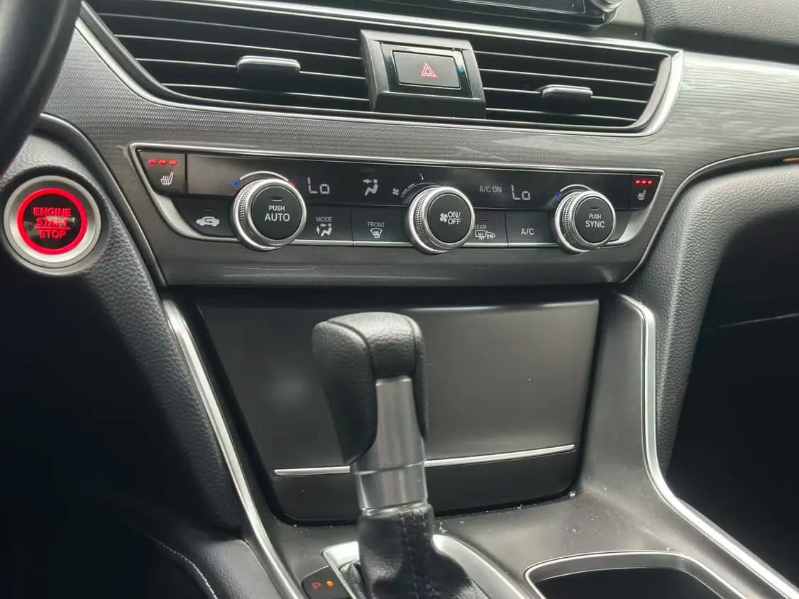 Honda Accord 2021 г. 54031 км. — фото 15