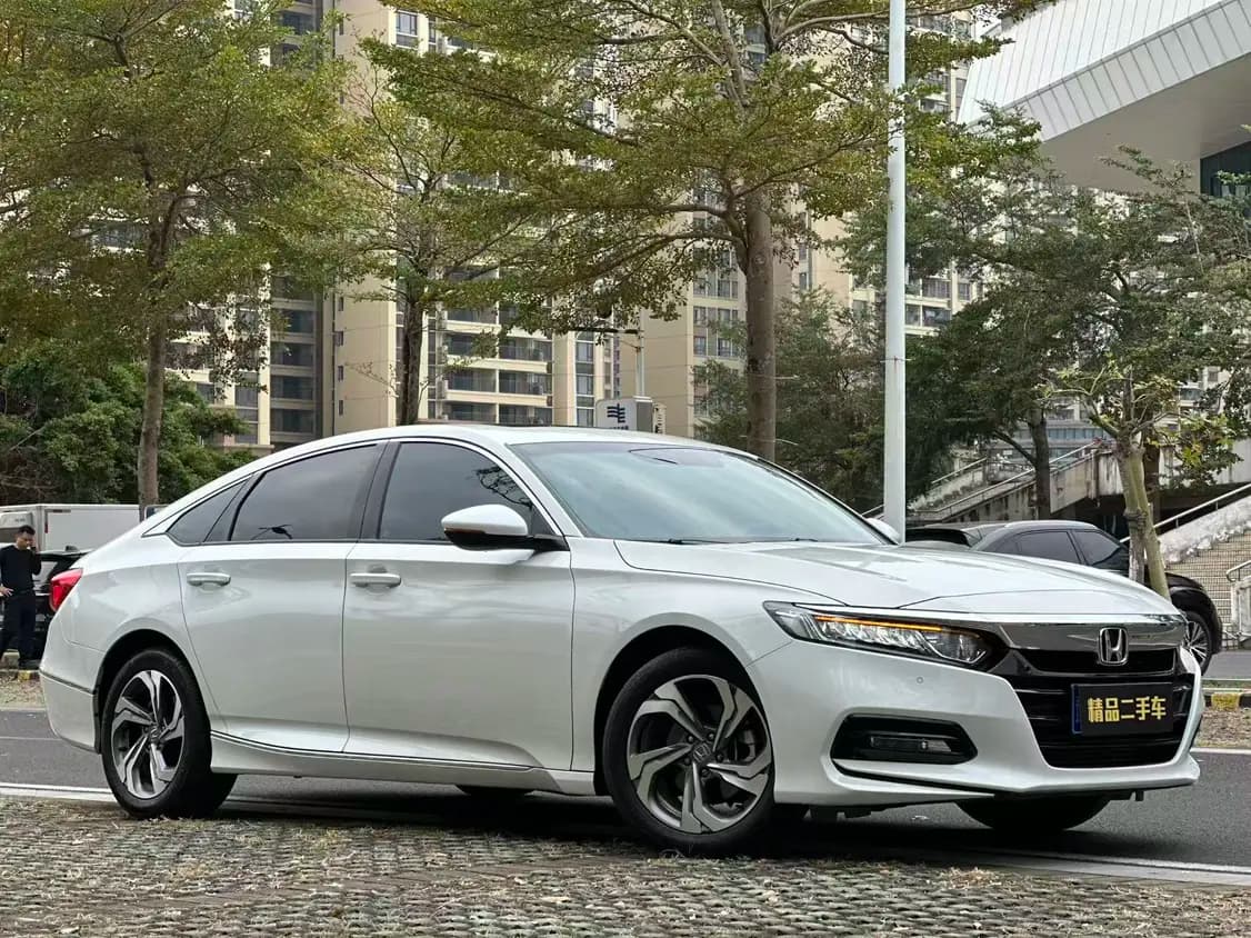 Honda Accord 2021 г. 54031 км. — фото 3