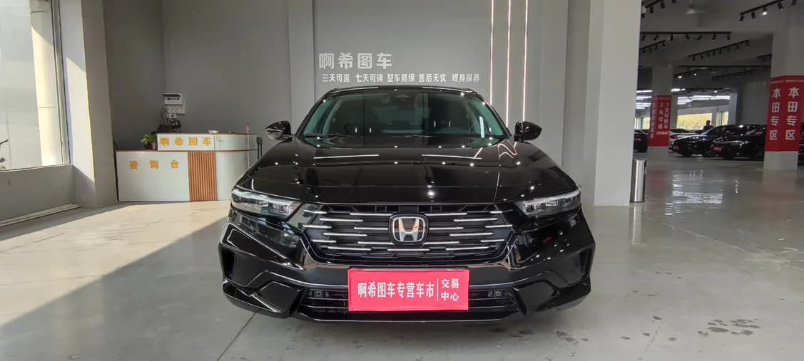 Honda Accord 2025 г. 18032 км. — фото 2