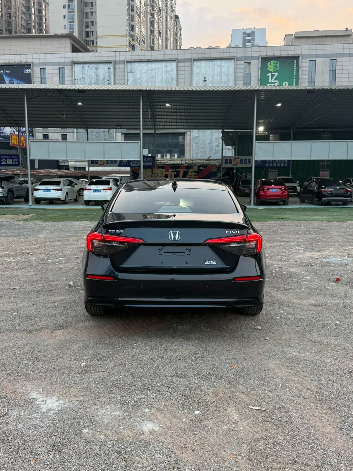 Honda Civic 2022 г. 28002 км. — фото 3