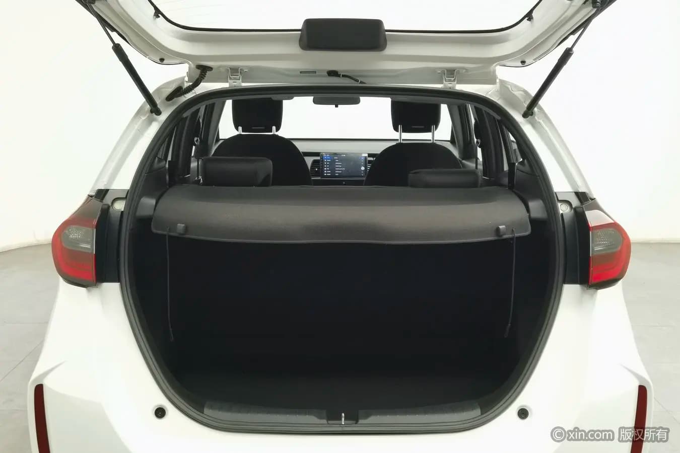 Honda Fit 2023 г. 49393 км. — фото 24
