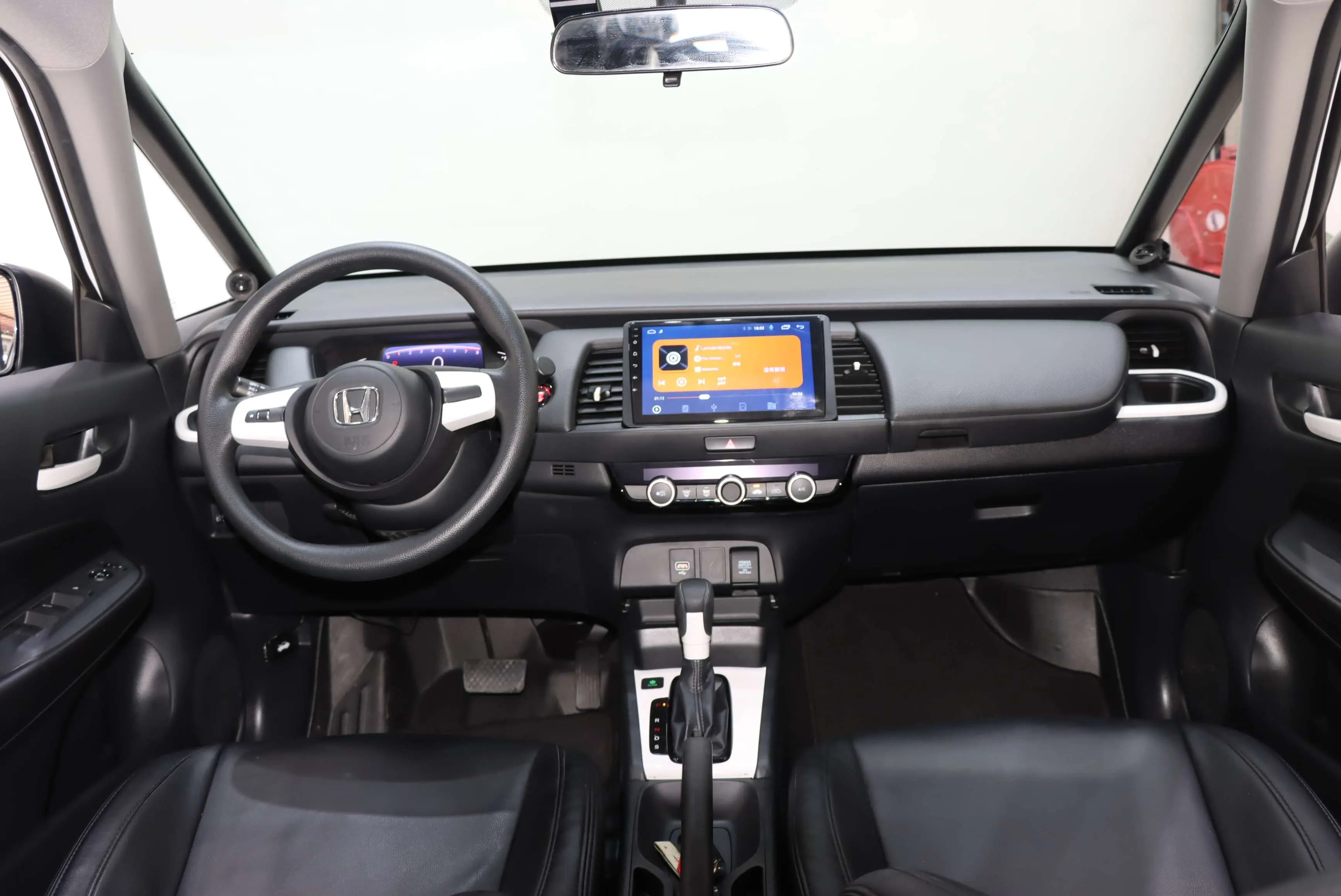 Honda Fit 2023 г. 24995 км. — фото 12