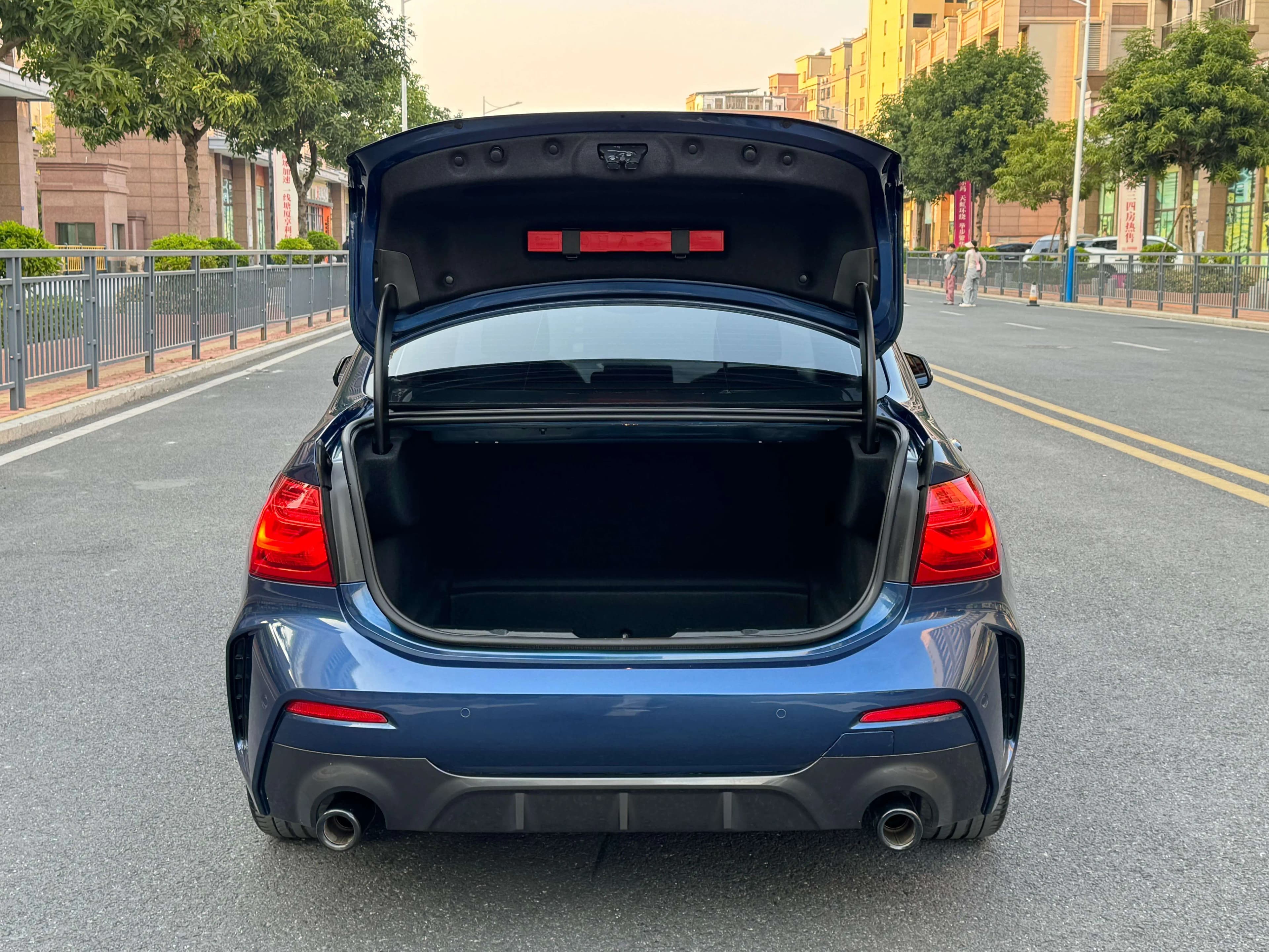 BMW 1 Series 2021 г. 49380 км. — фото 11
