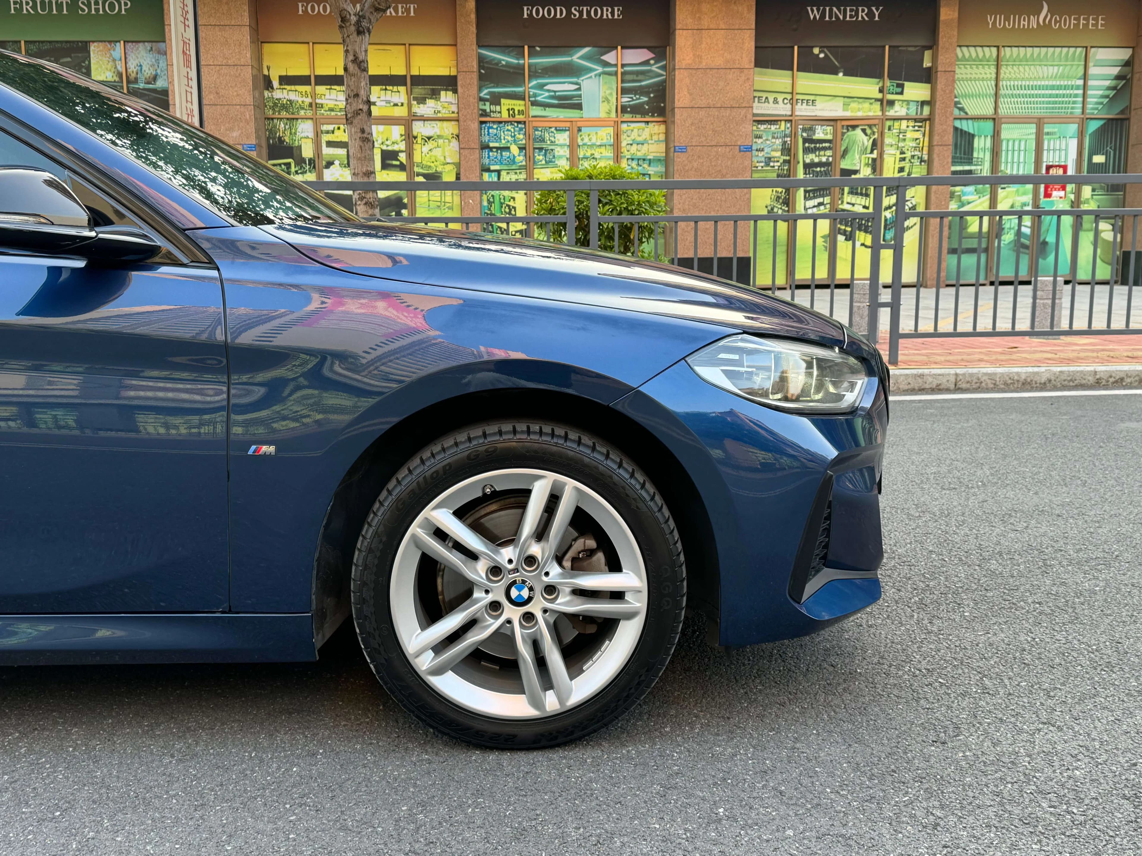 BMW 1 Series 2021 г. 49380 км. — фото 12