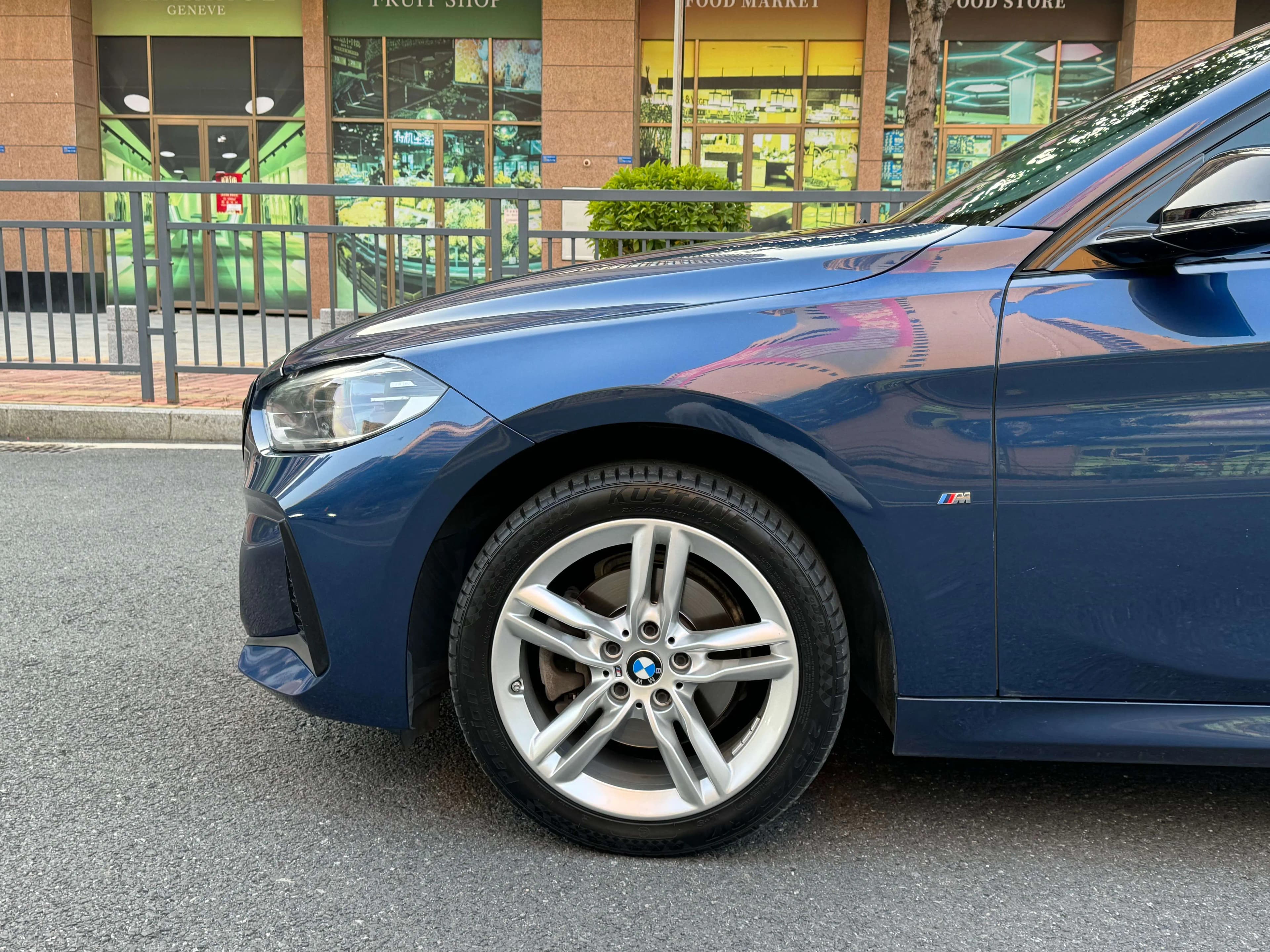 BMW 1 Series 2021 г. 49380 км. — фото 16