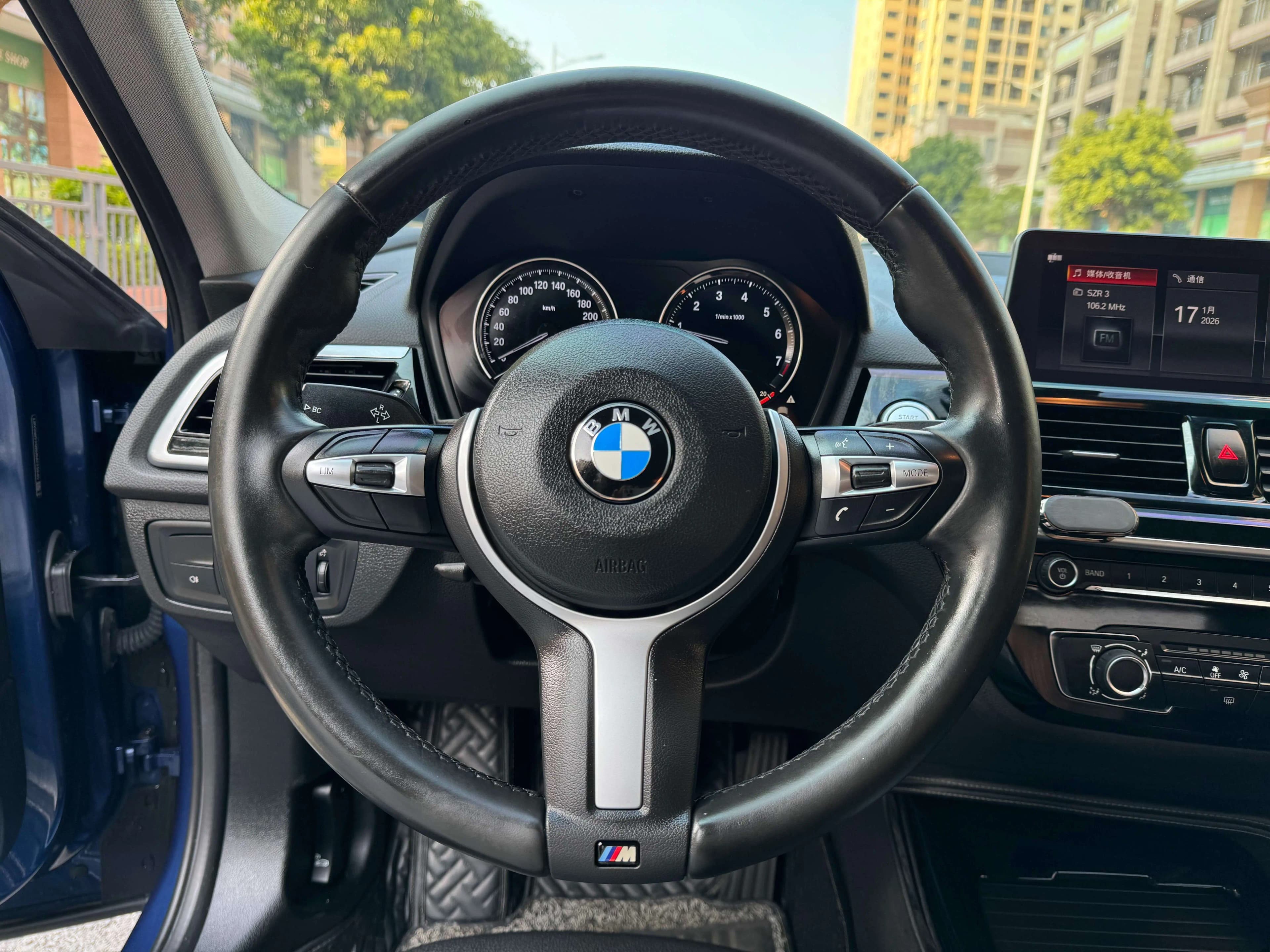 BMW 1 Series 2021 г. 49380 км. — фото 20