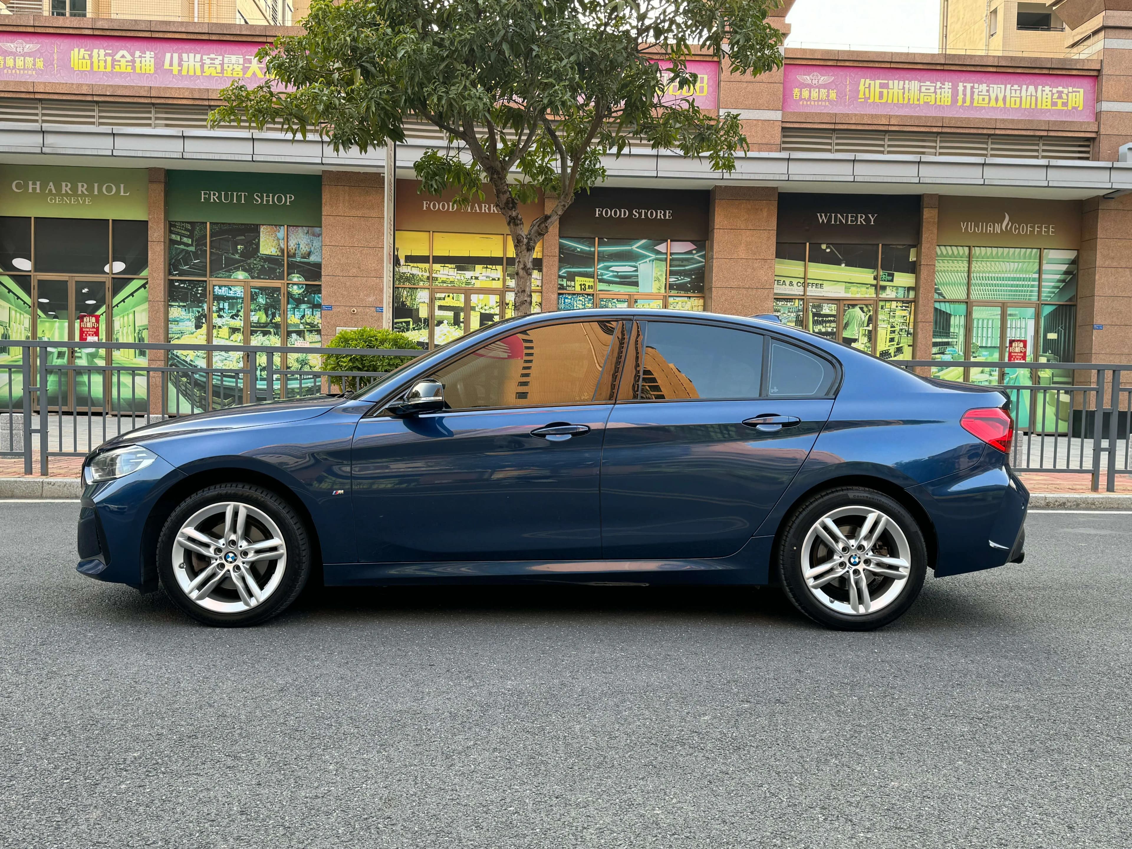 BMW 1 Series 2021 г. 49380 км. — фото 3