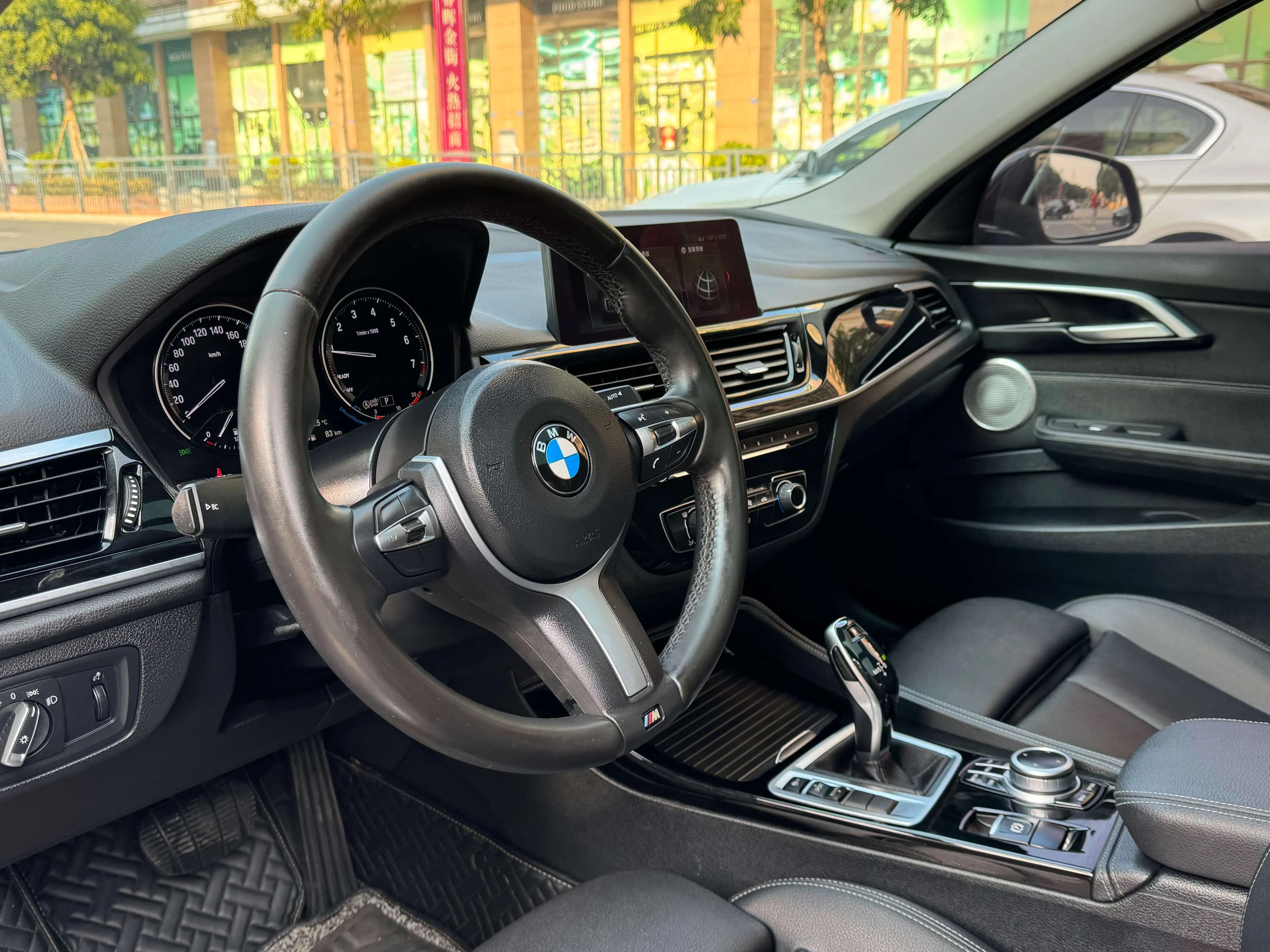 BMW 1 Series 2021 г. 49380 км. — фото 21
