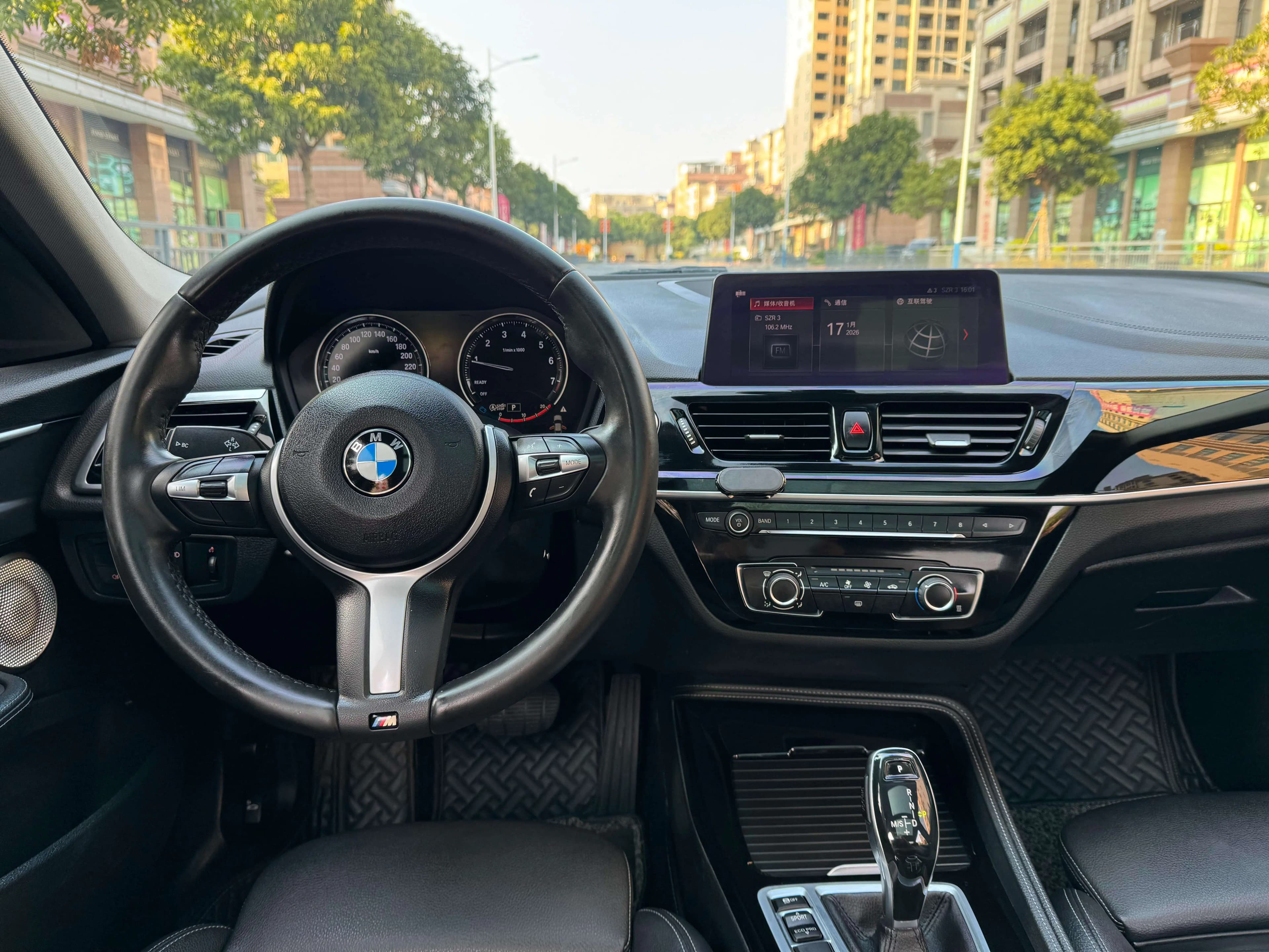 BMW 1 Series 2021 г. 49380 км. — фото 22