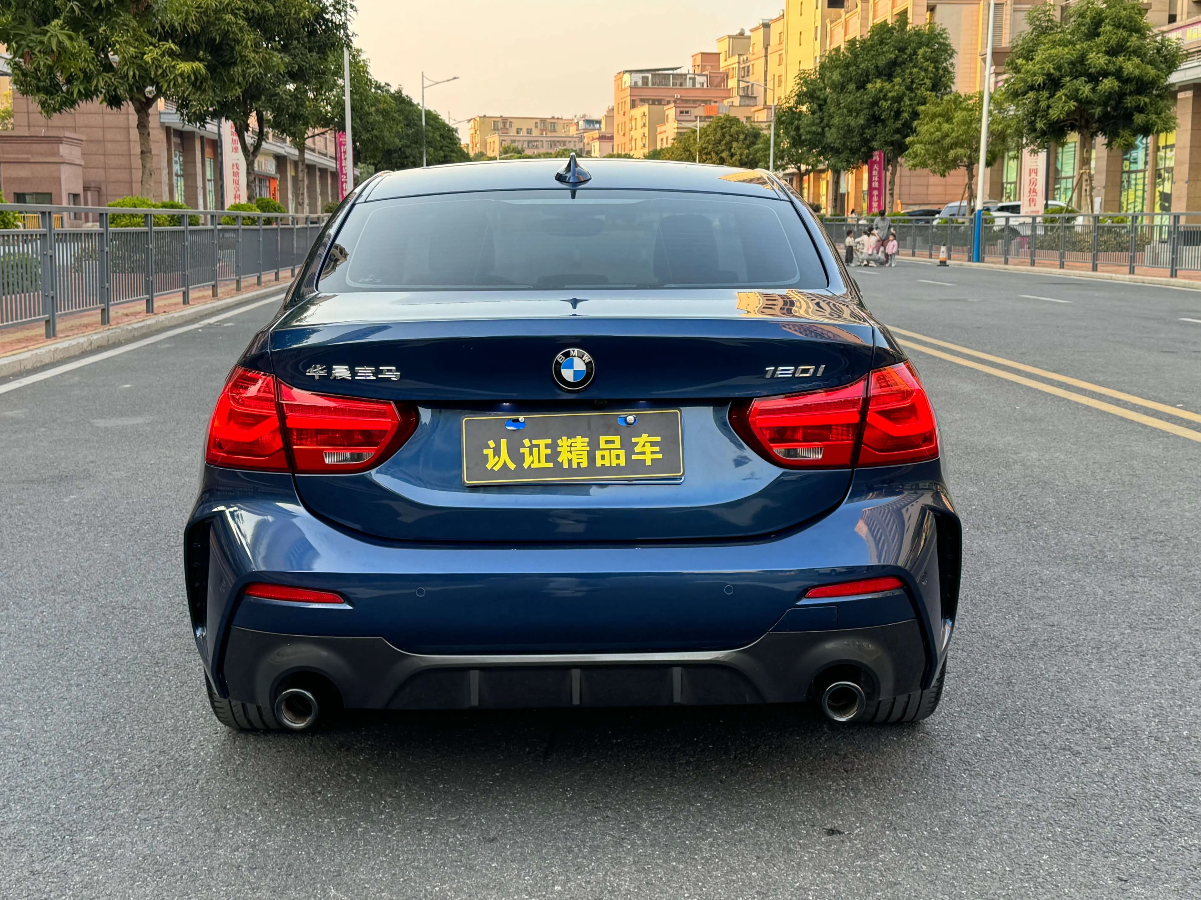 BMW 1 Series 2021 г. 49380 км. — фото 5