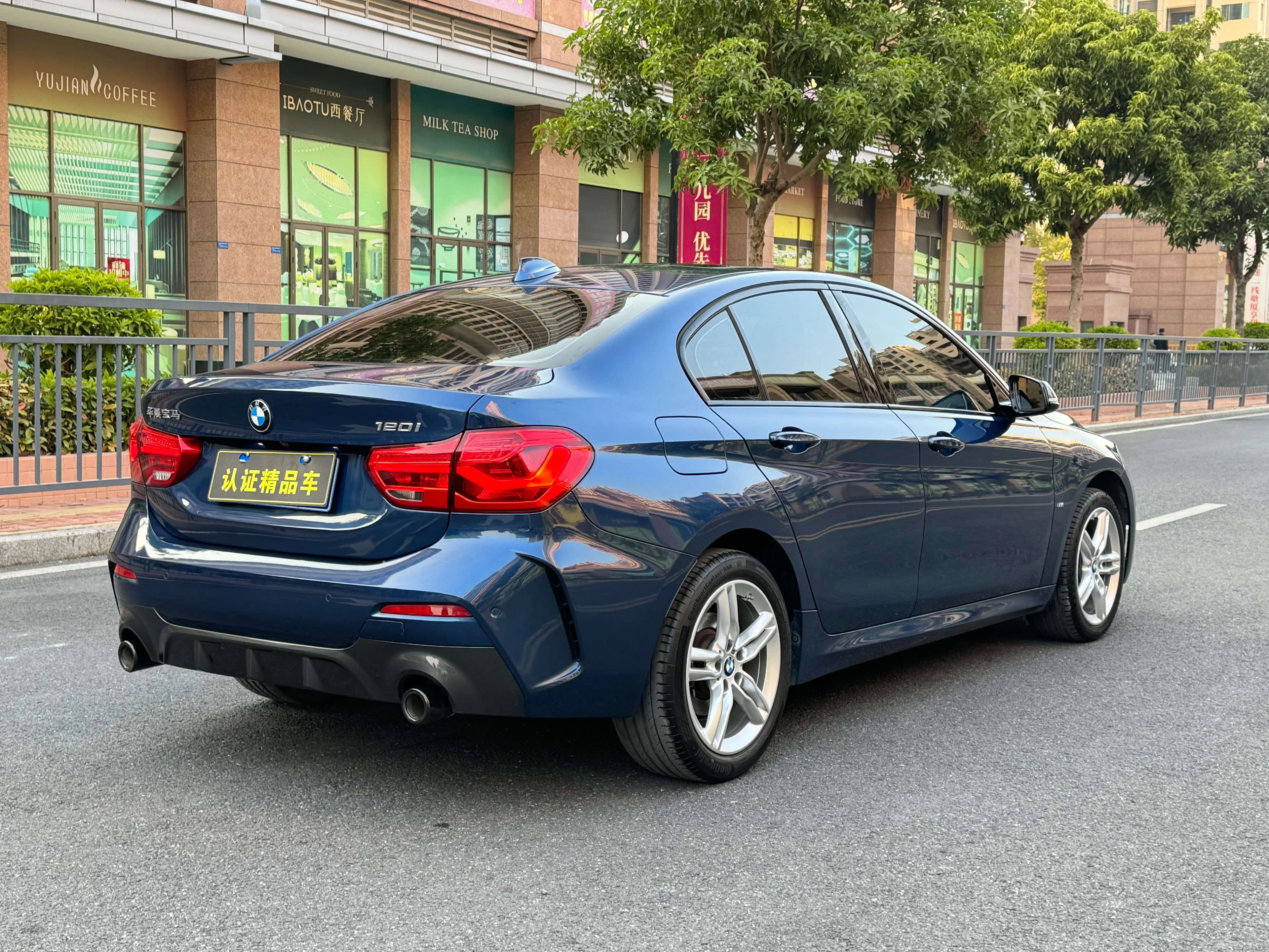 BMW 1 Series 2021 г. 49380 км. — фото 6