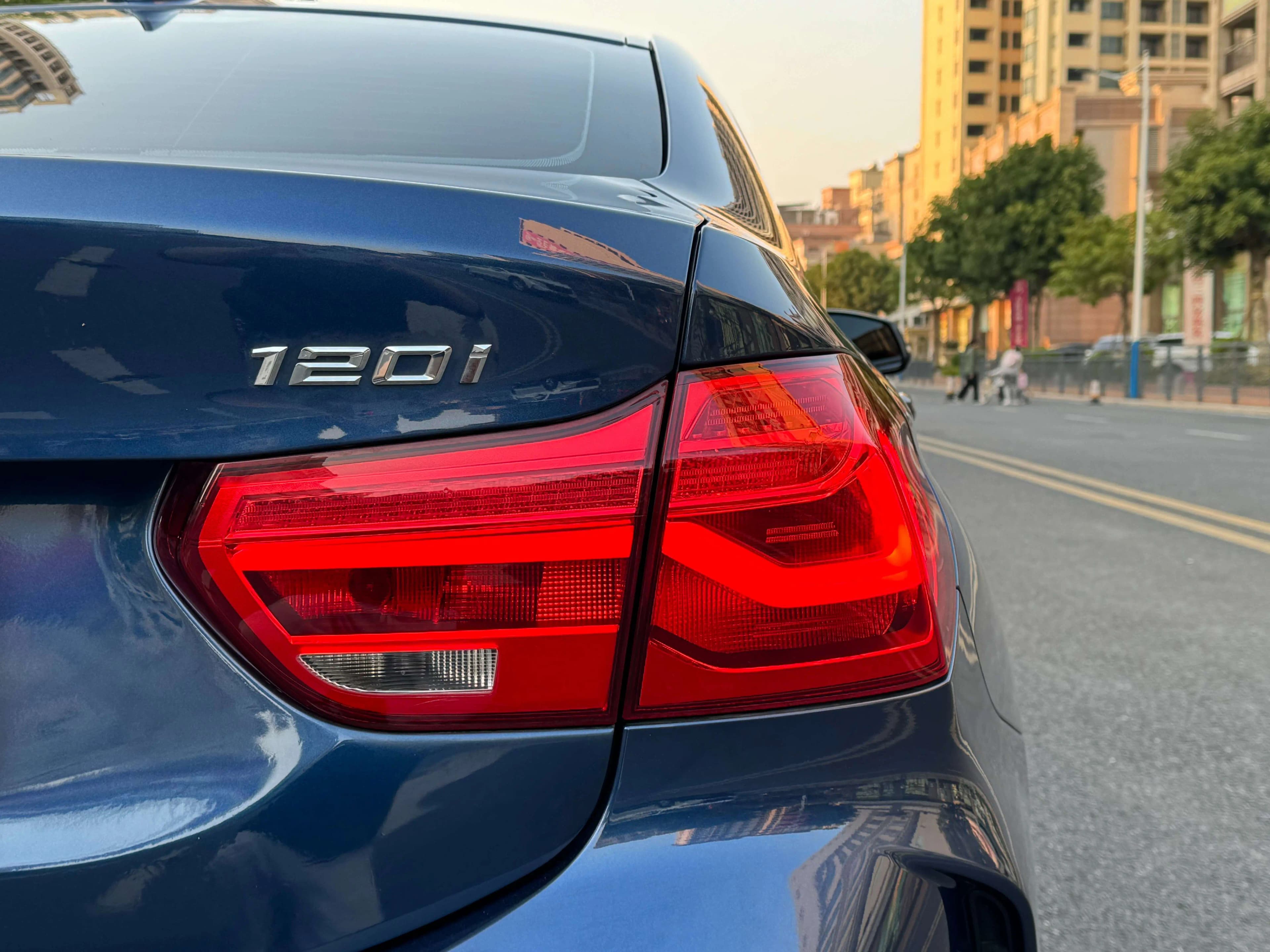 BMW 1 Series 2021 г. 49380 км. — фото 10