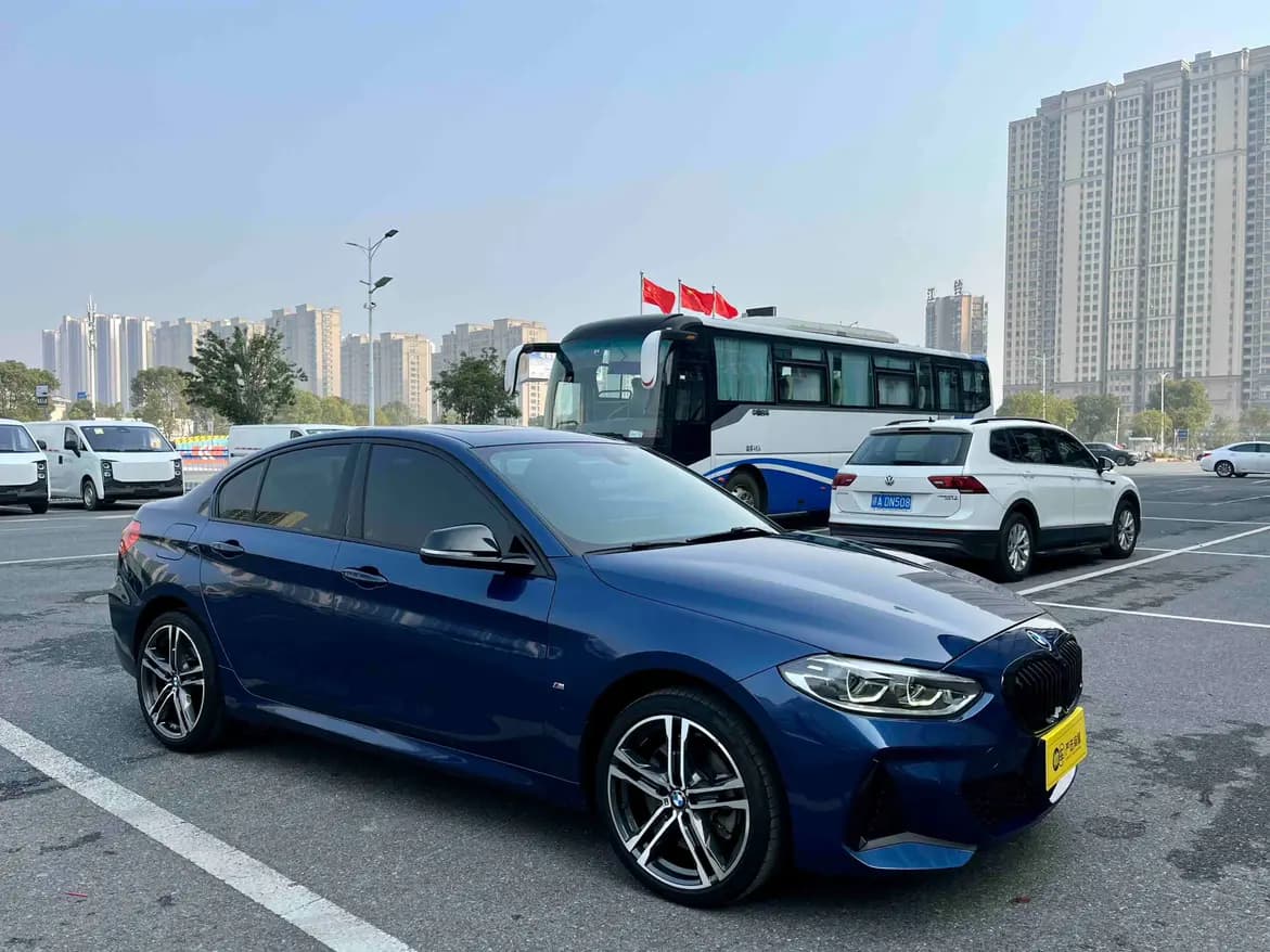 BMW 1 Series 2022 г. 32082 км. — фото 3