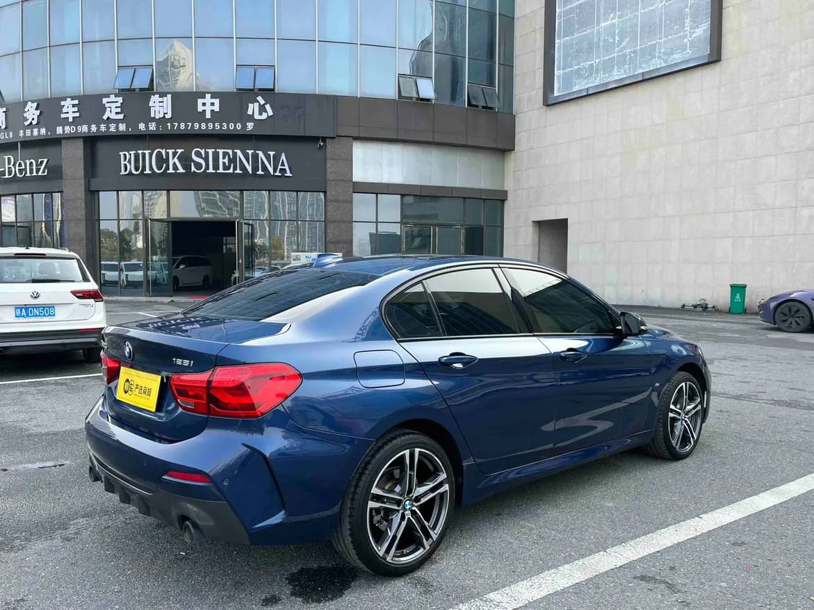 BMW 1 Series 2022 г. 32082 км. — фото 6