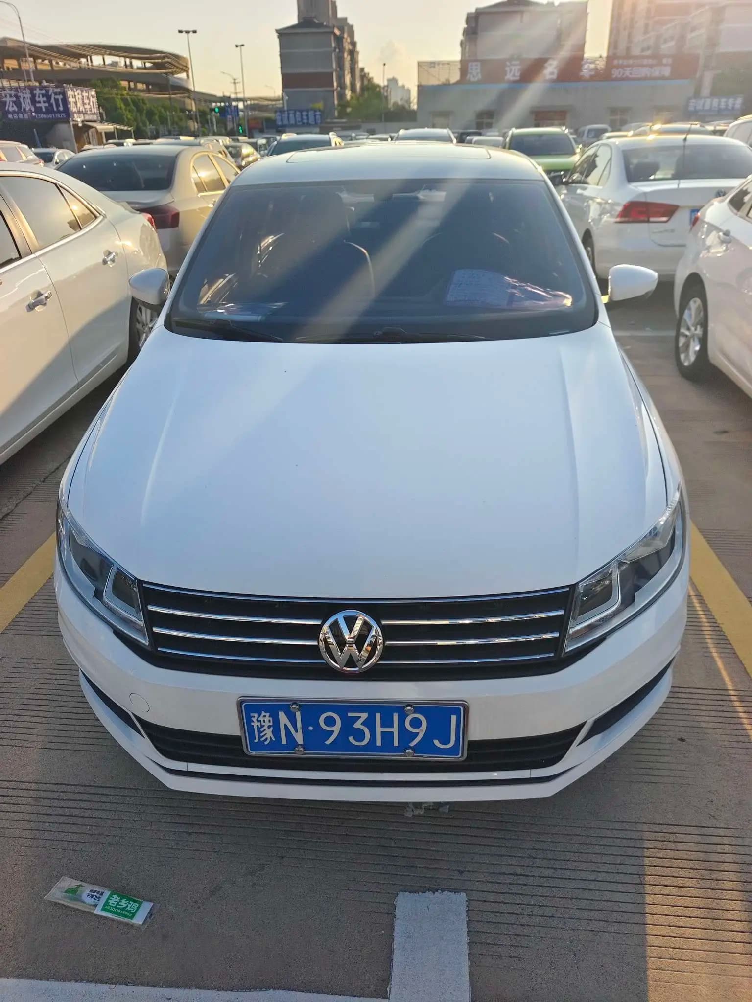 Volkswagen Santana 2021 г. 30089 км. — фото 2