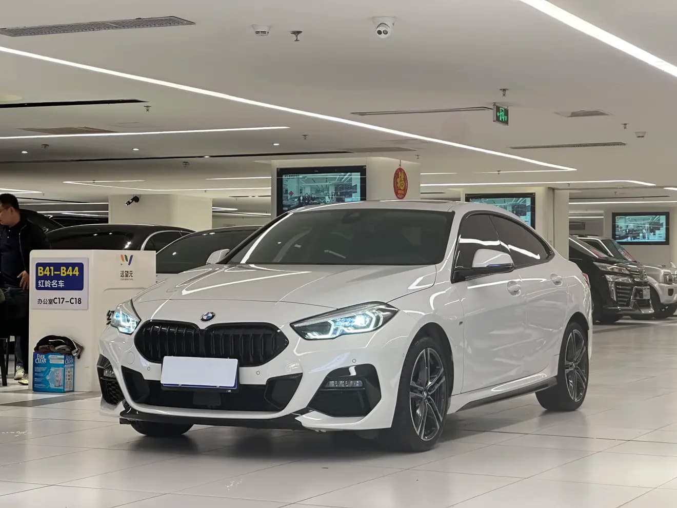 BMW 2 Series 2022 г. 27012 км.