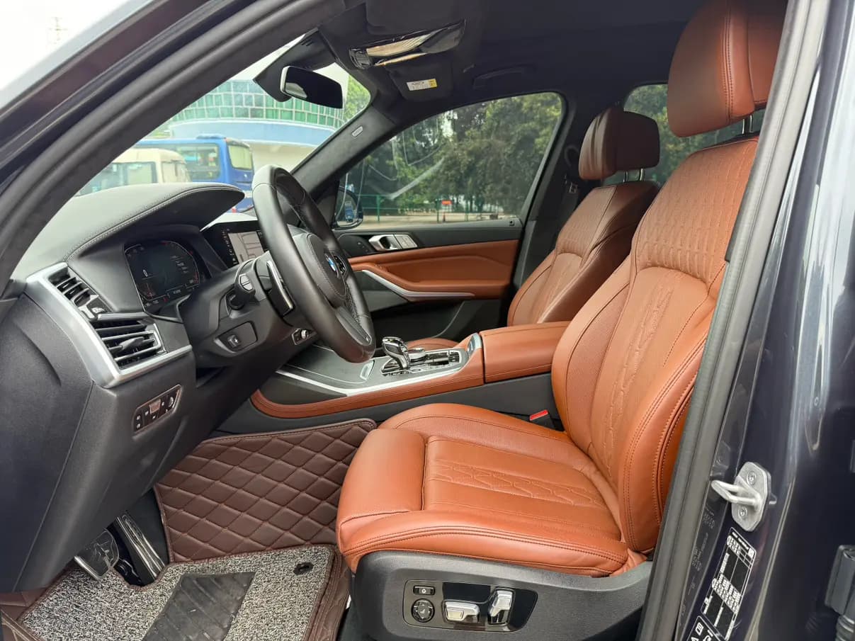 BMW X7 2022 г. 60122 км. — фото 8