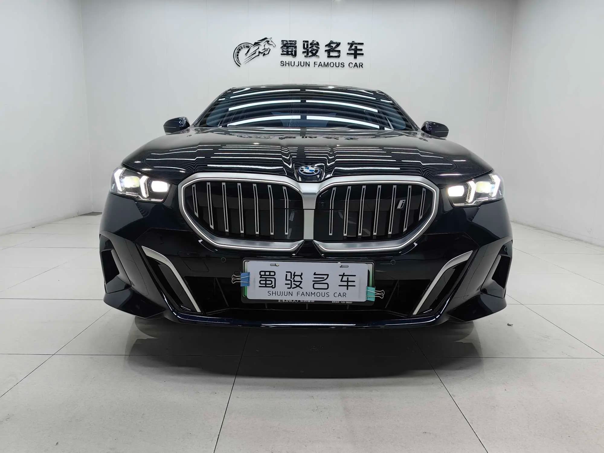 BMW i5 2024 г. 38362 км. — фото 2