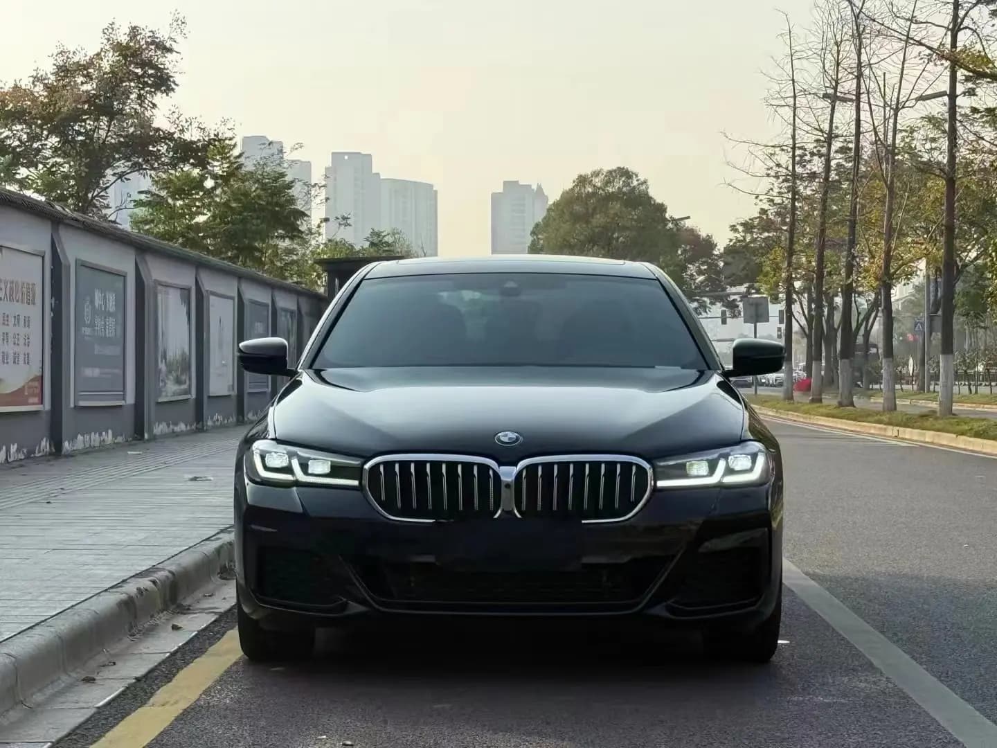 BMW 5 Series 2023 г. 50065 км. — фото 2