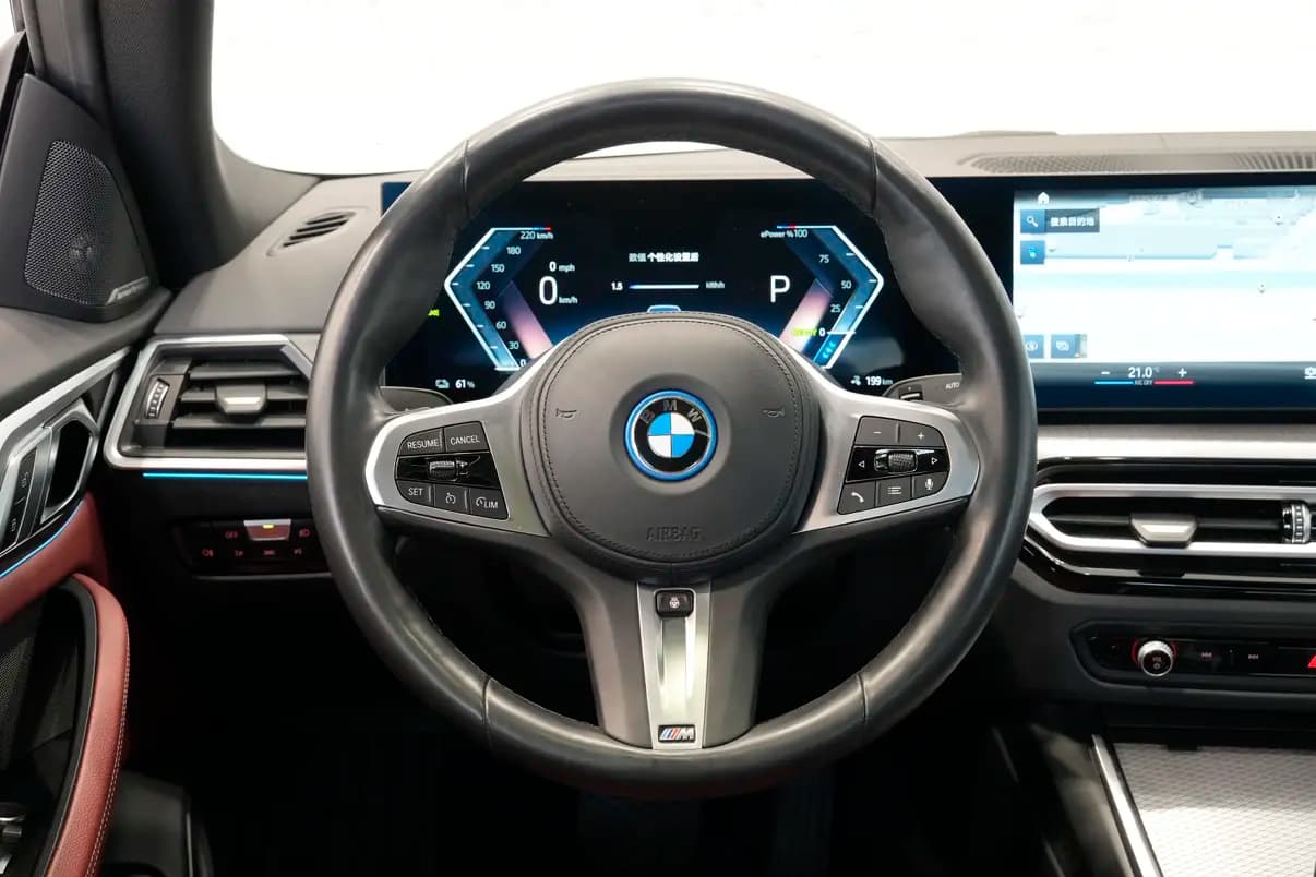 BMW i4 2023 г. 12097 км. — фото 10