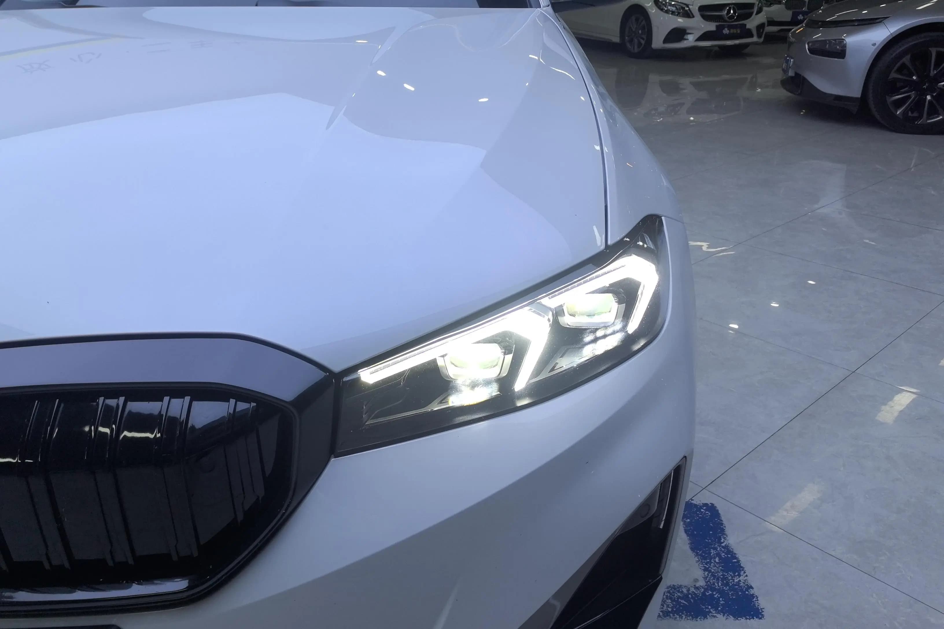 BMW i3 2024 г. 42040 км. — фото 9