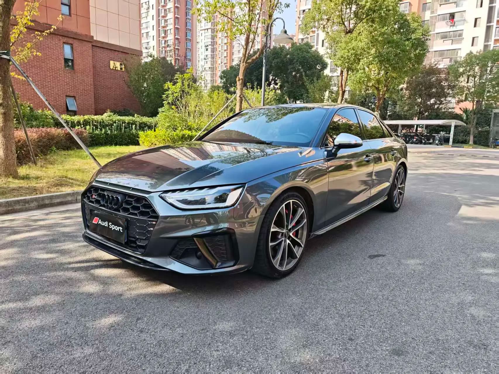 Audi S4 2021 г. 43076 км.